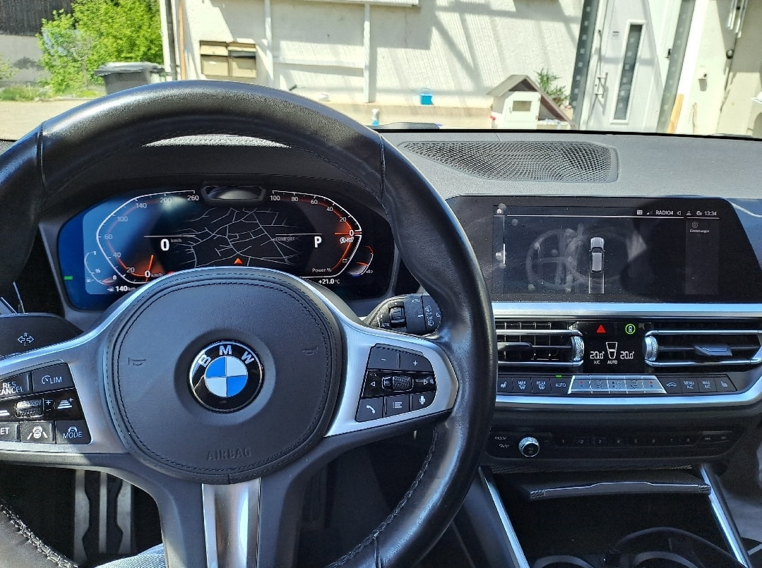 BMW 318i G21 M Sport Touring + LED + Pneus winter-image-7