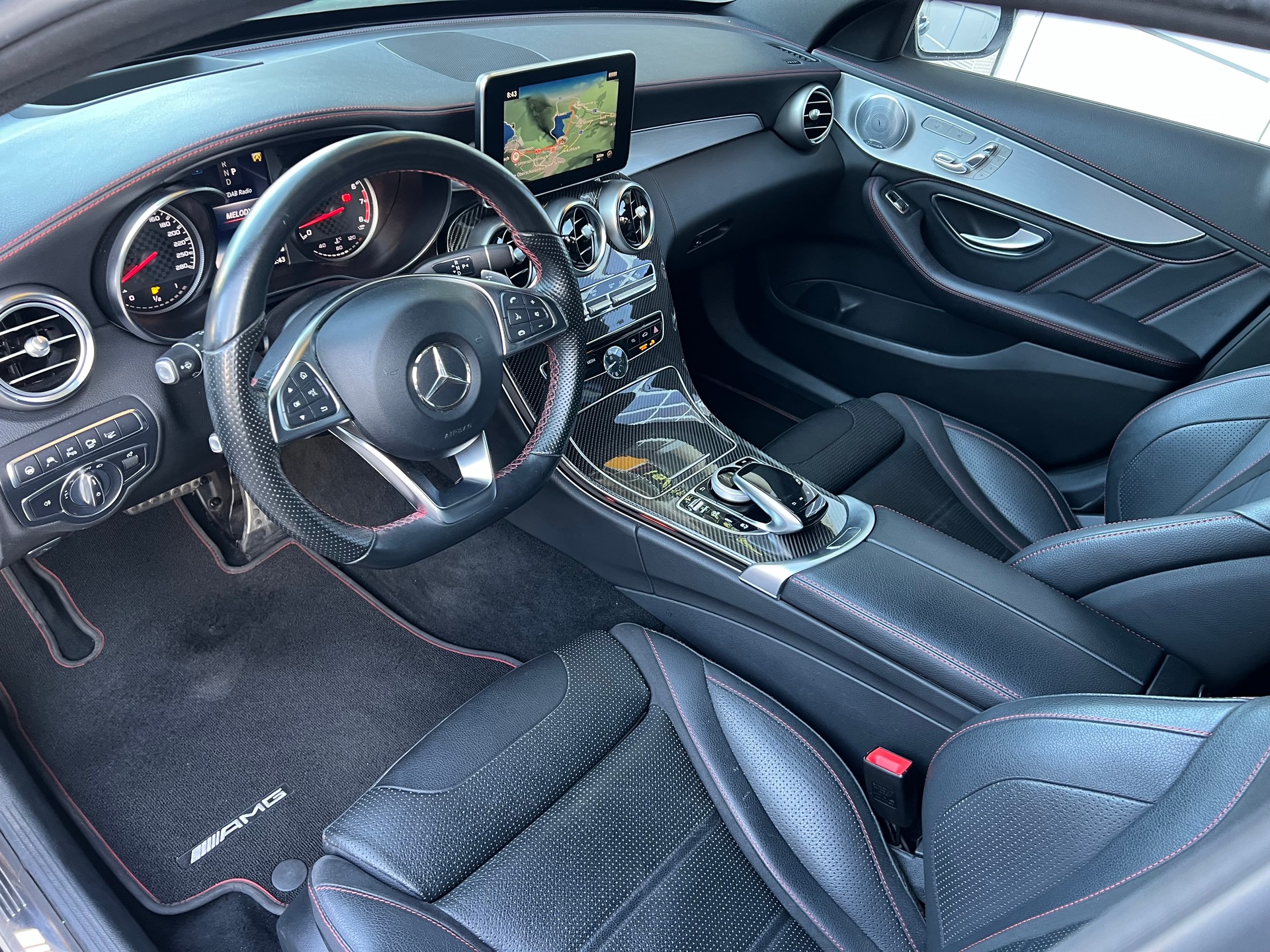 MERCEDES-BENZ C 43 AMG 4Matic 9G-Tronic-image-26