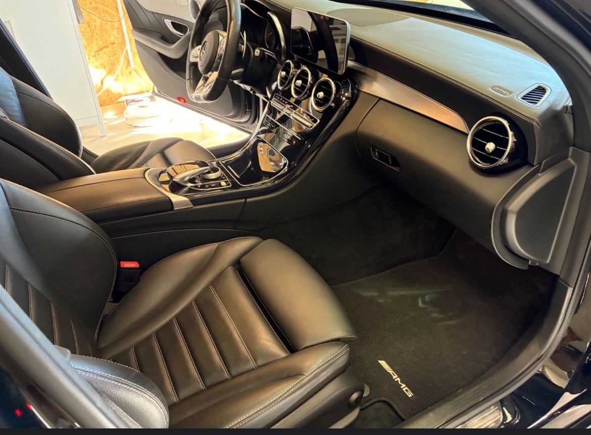 MERCEDES-BENZ C 43 AMG 4Matic 9G-Tronic-image-3
