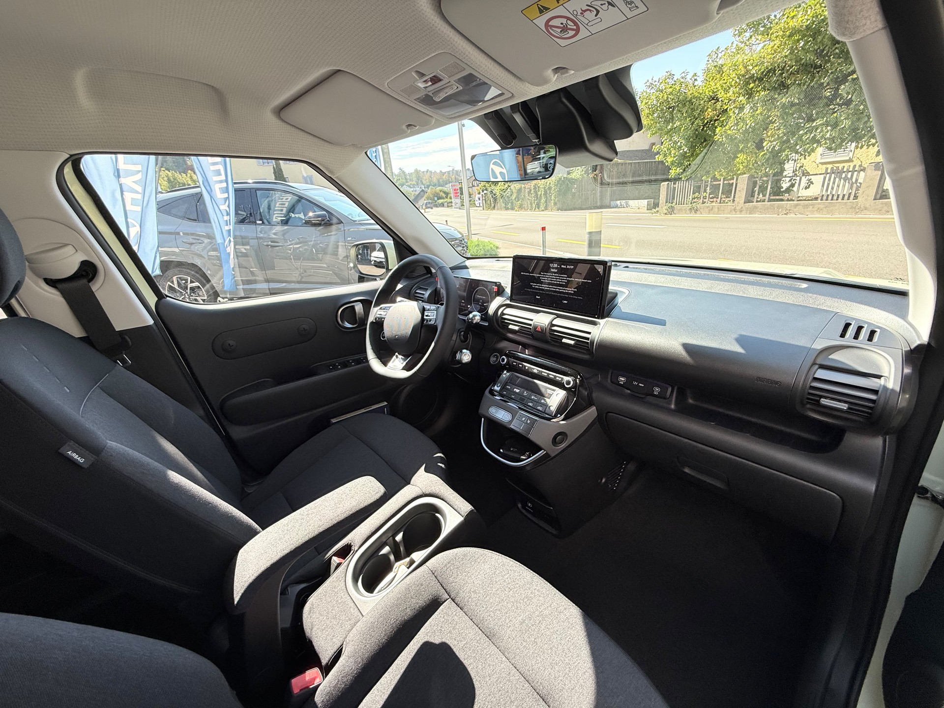 HYUNDAI Inster 49kWh Vertex-image-14