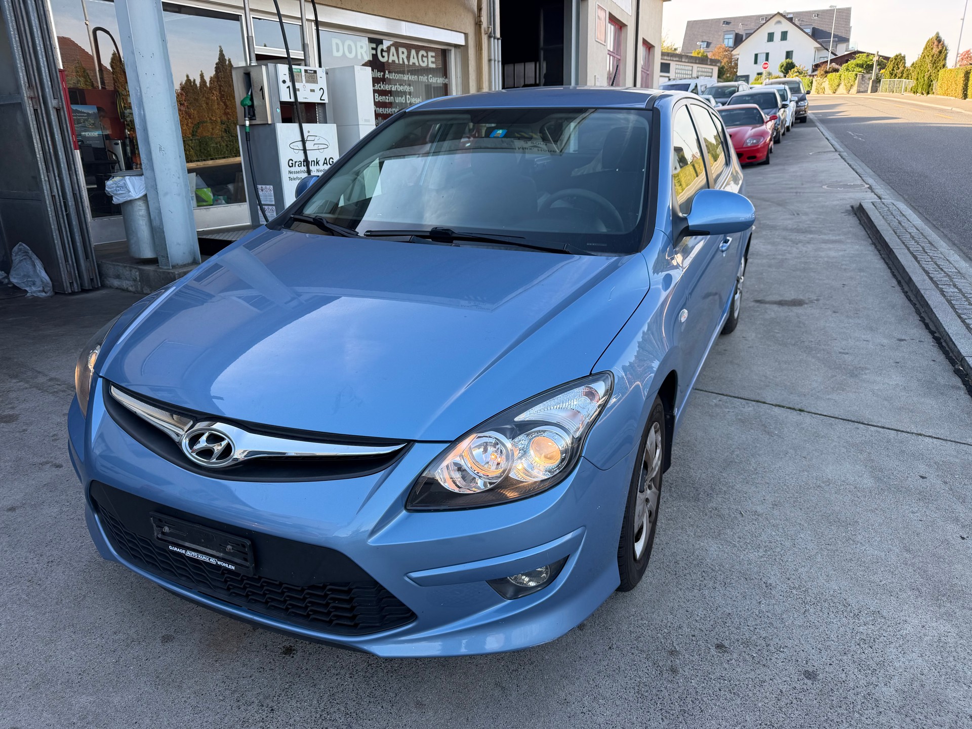 HYUNDAI i30 1.6 Style Automatic-image-0