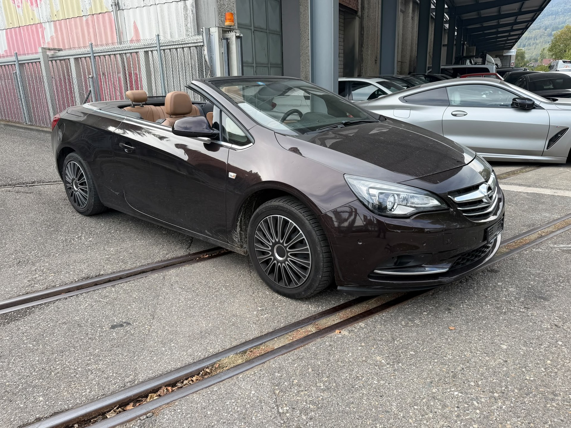 OPEL CASCADA-image-2