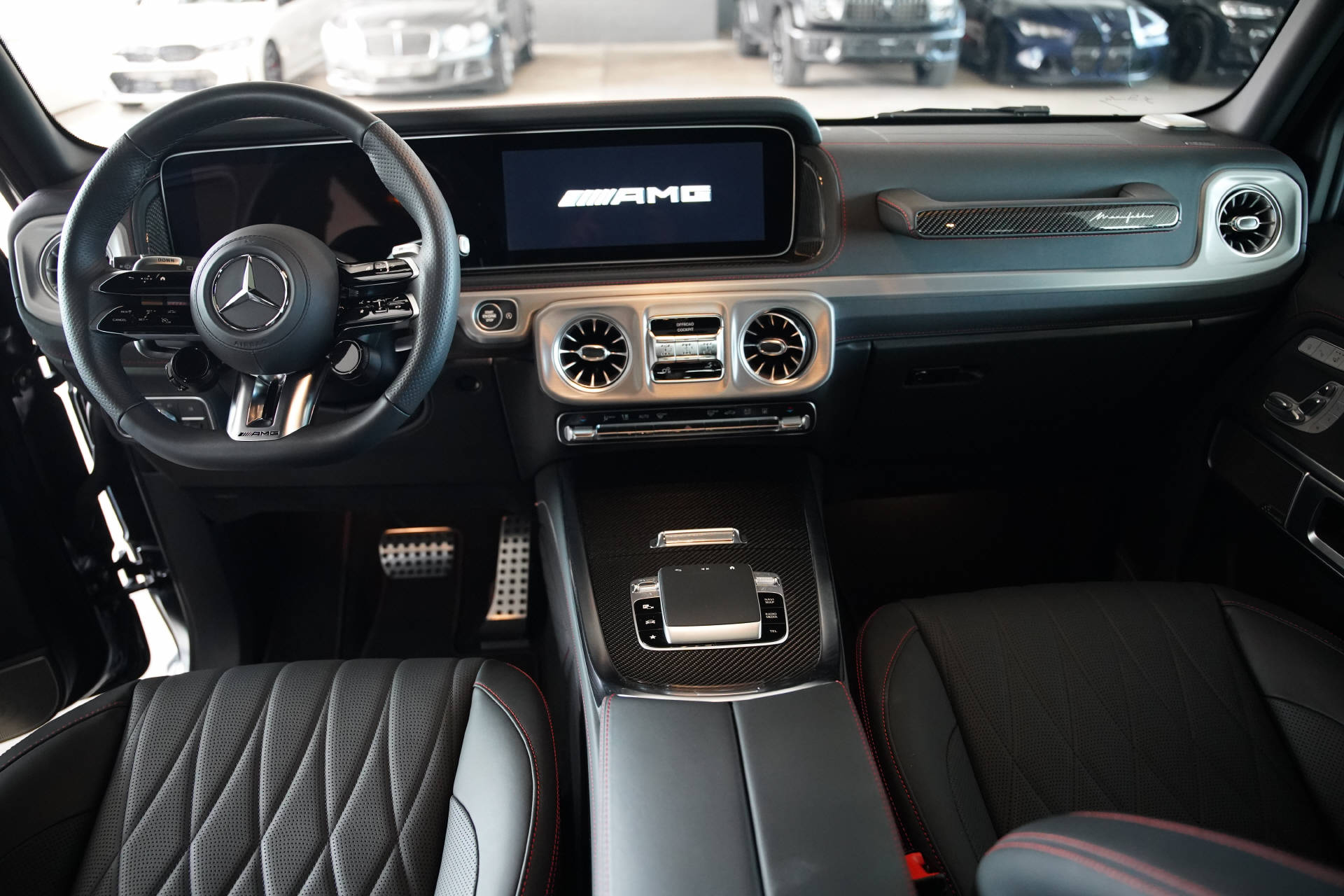 MERCEDES-BENZ G 63 AMG Manufaktur-image-11
