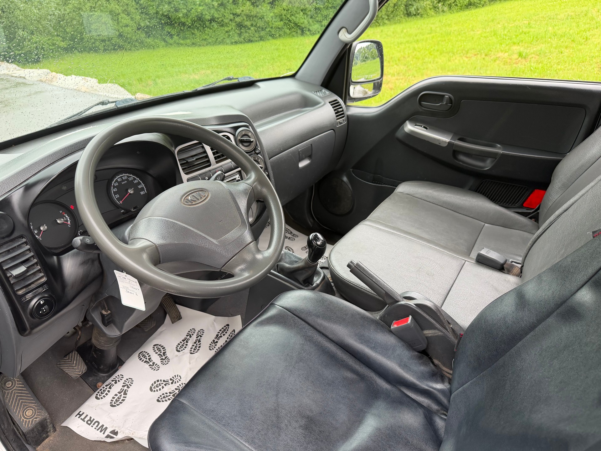 KIA K2900 CRDi-image-7