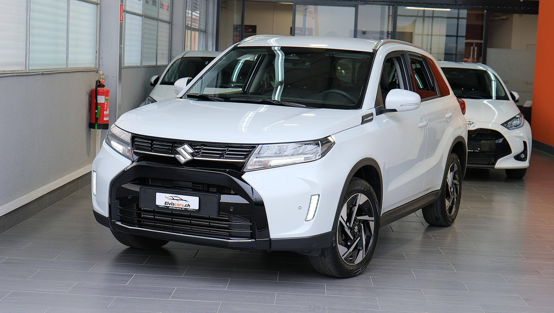 SUZUKI Vitara 1.4 Boosterjet Compact Top 4x4 Hybrid Automatic-image-0