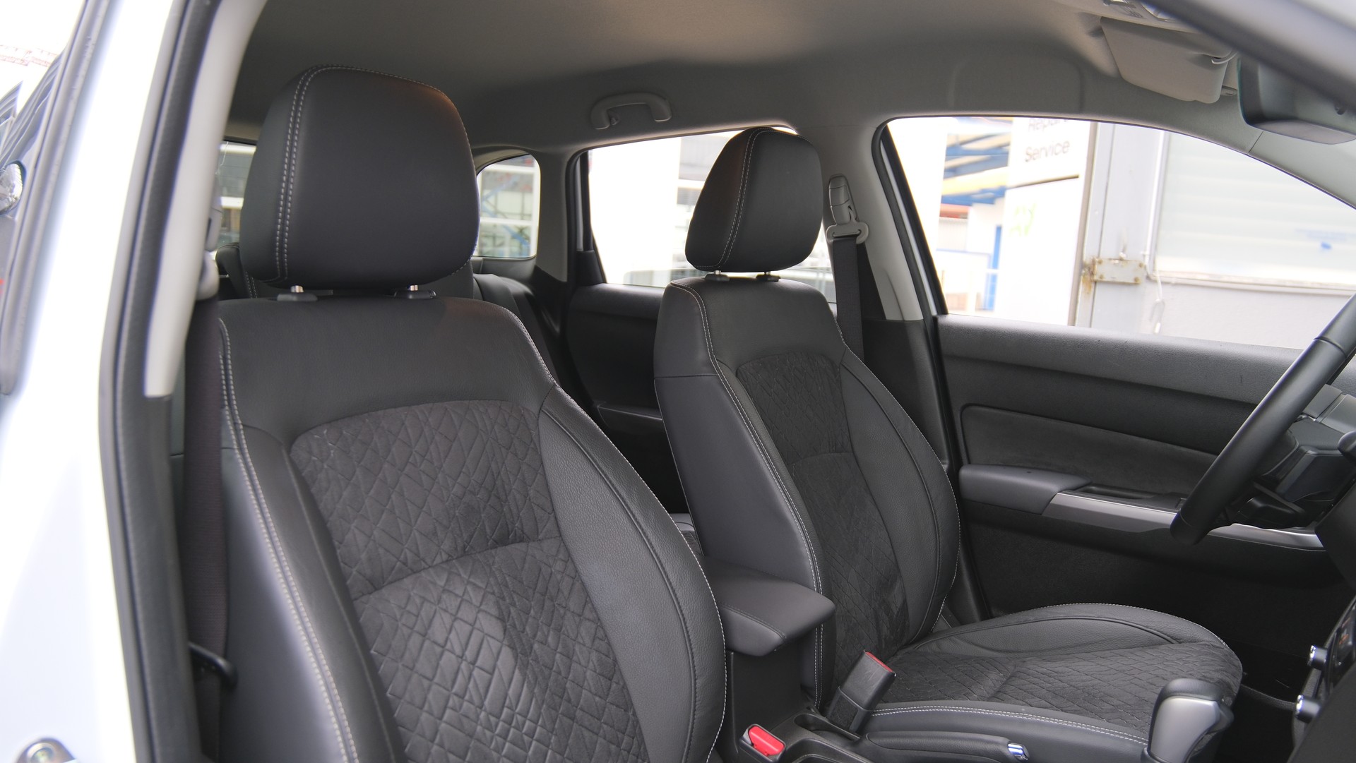 SUZUKI Vitara 1.4 Boosterjet Compact Top 4x4 Hybrid Automatic-image-14