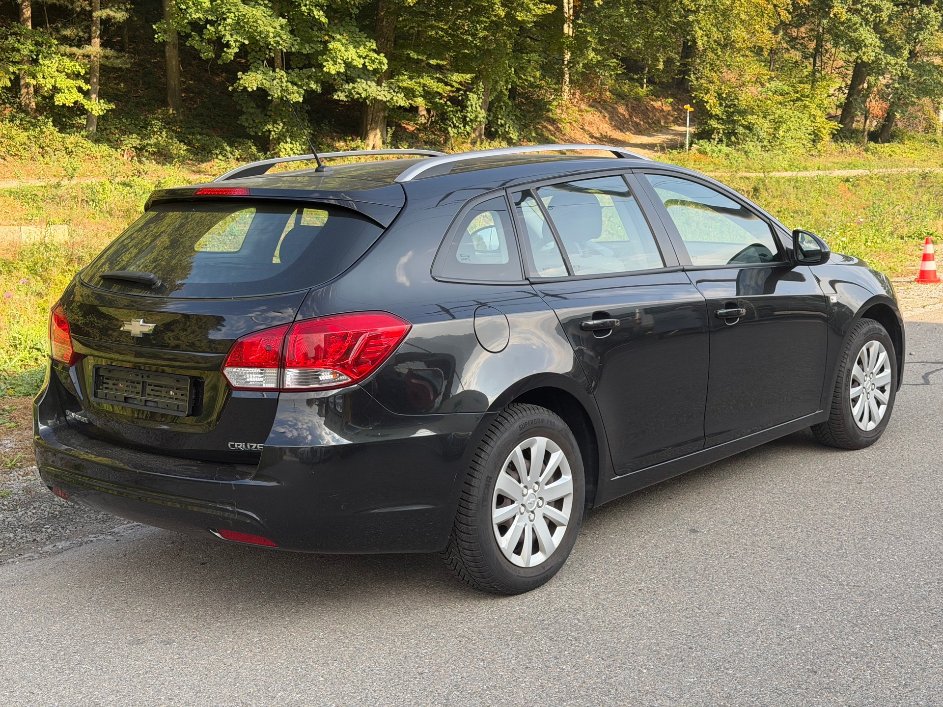 CHEVROLET Cruze Station Wagon 1.6 LT-image-2