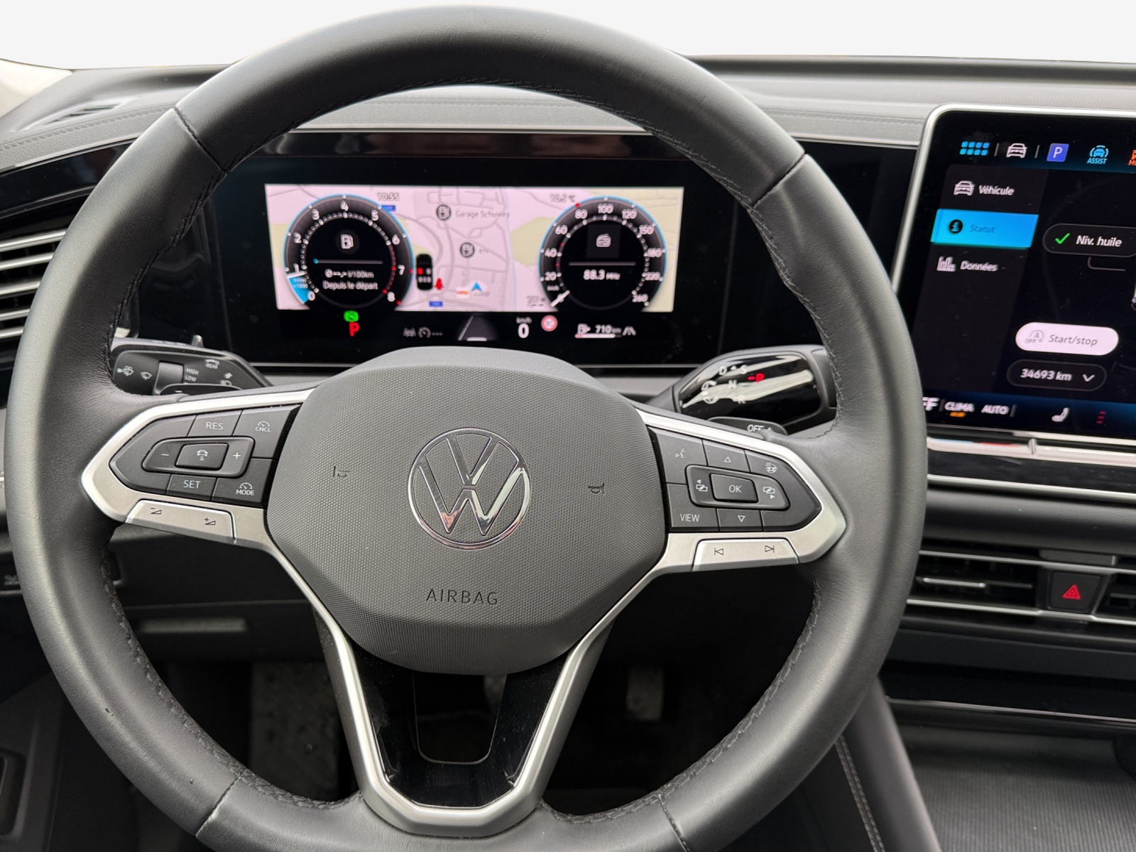 VW Tiguan 2.0 TSI DSG Elegance 4Motion-image-9