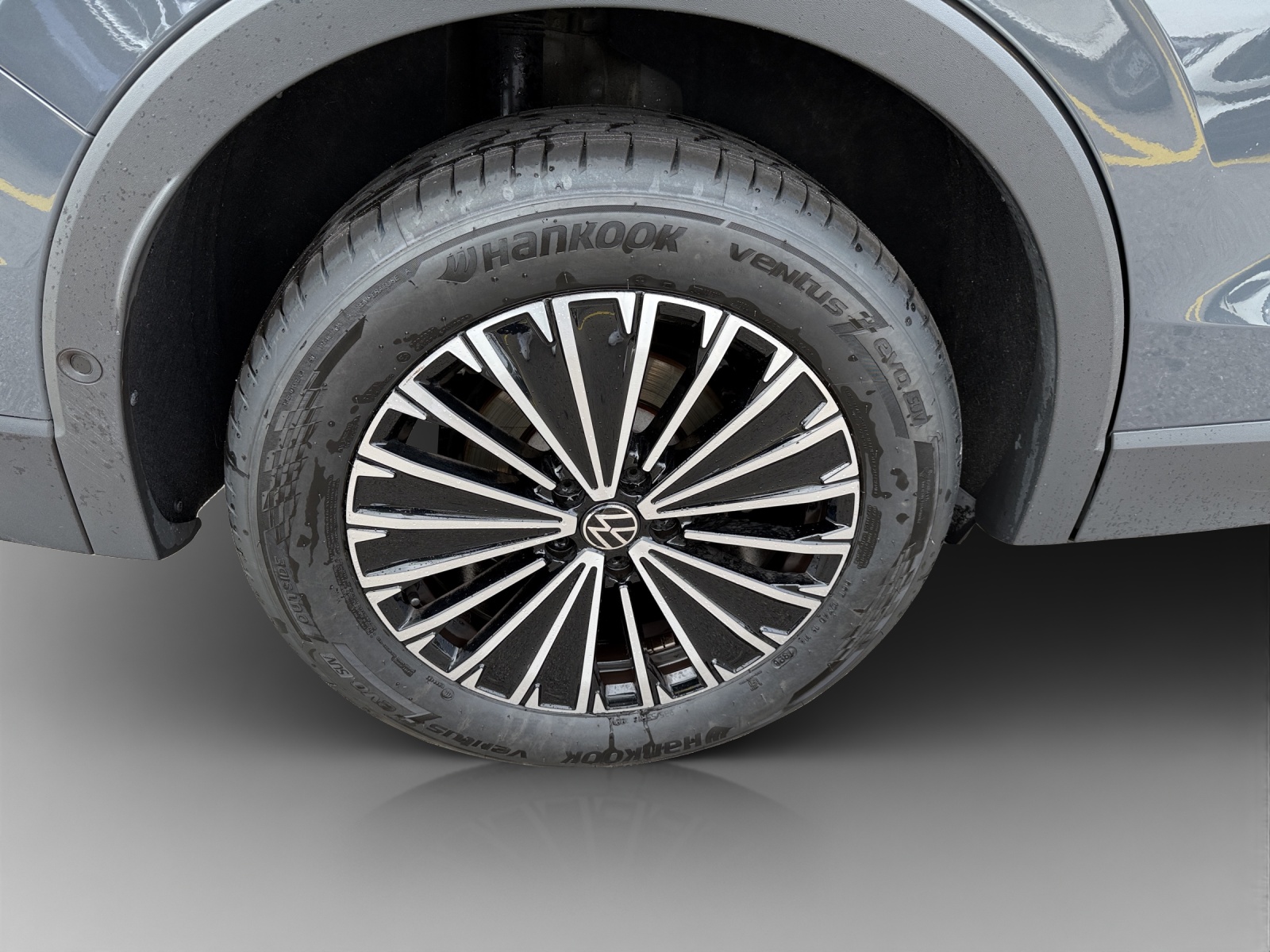 VW Tiguan 2.0 TSI DSG Elegance 4Motion-image-13