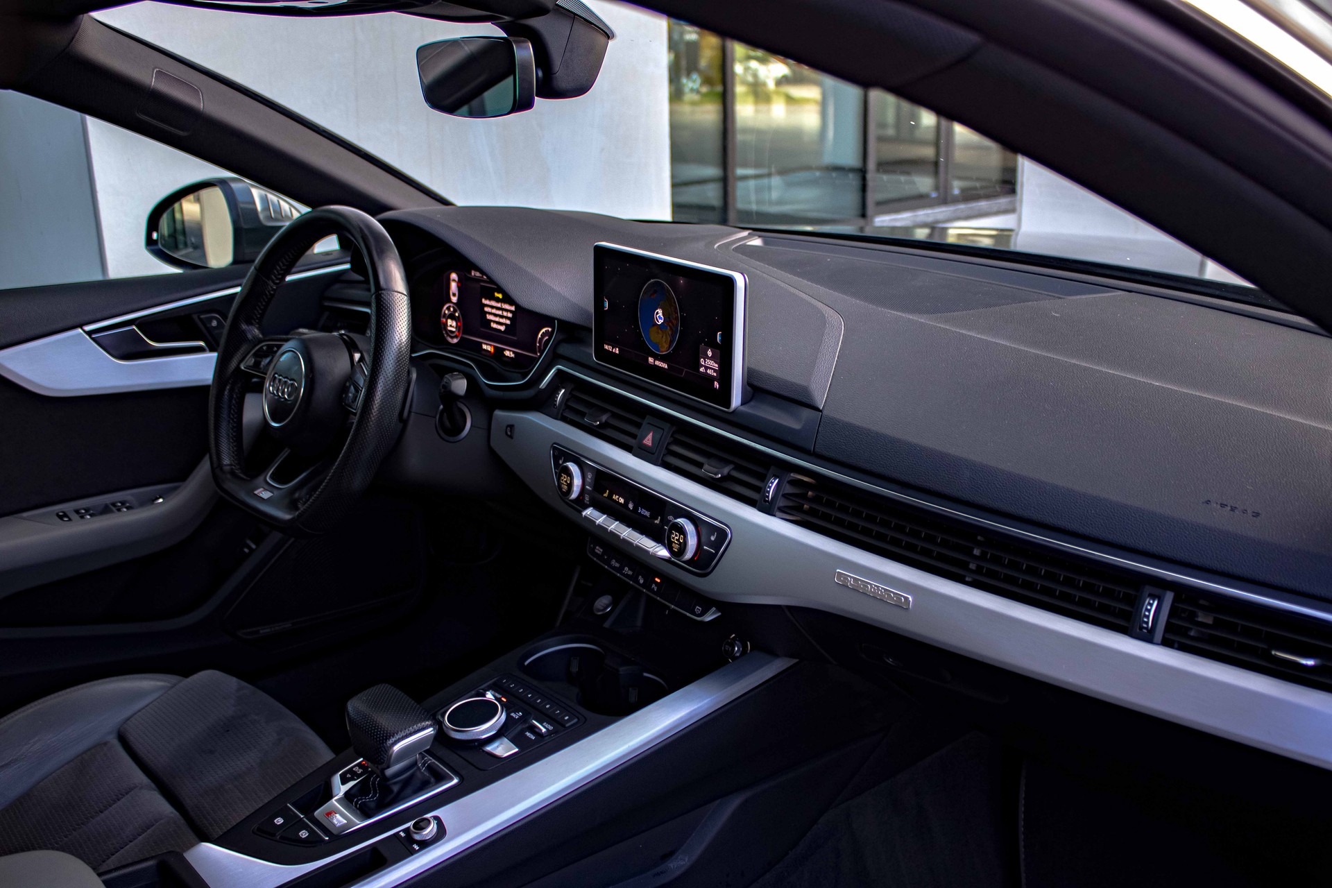 AUDI A5 Sportback 40 TDI S Line Sport quattro S-tronic-image-18