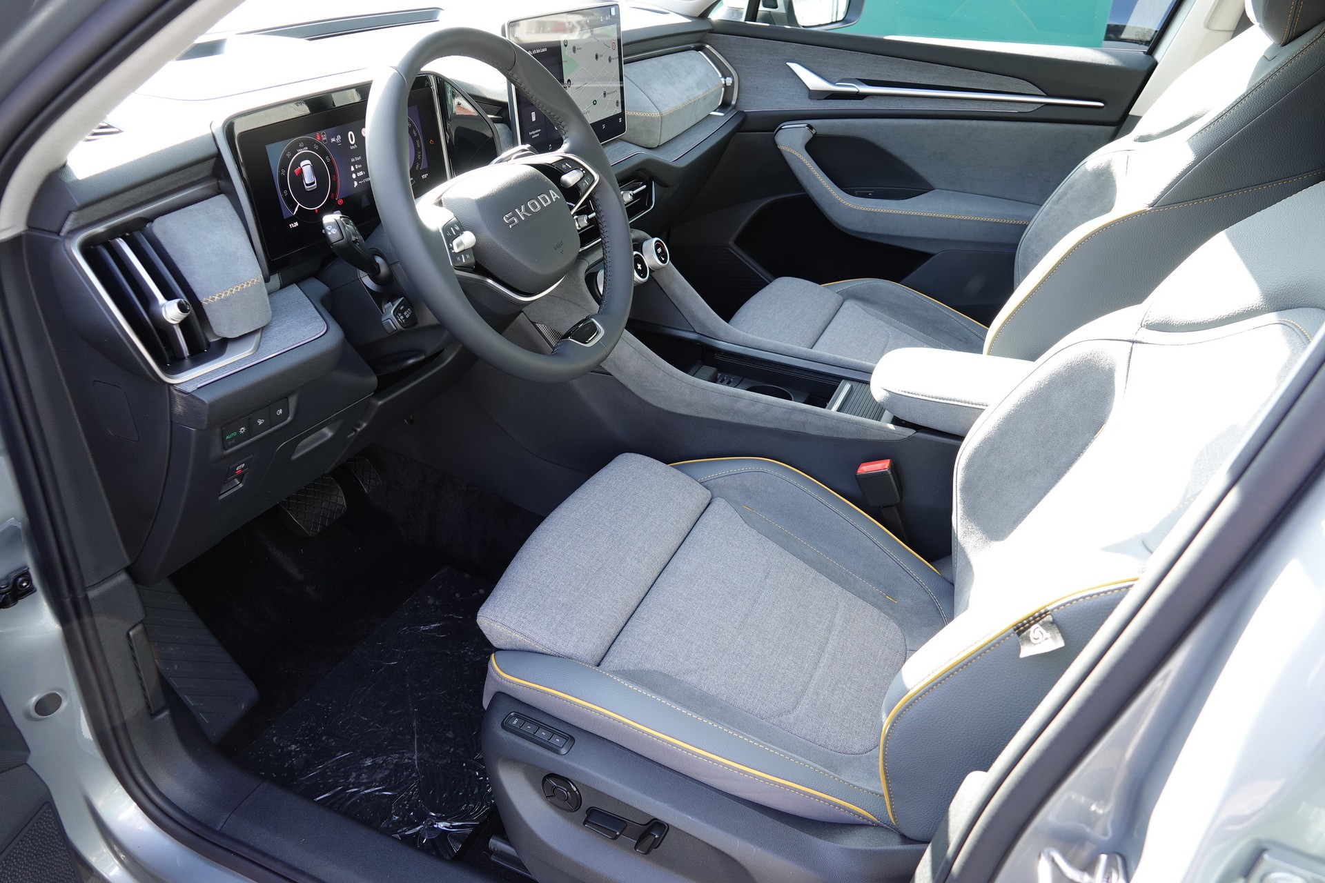 SKODA Kodiaq 2.0 TSI Dynamic-image-8