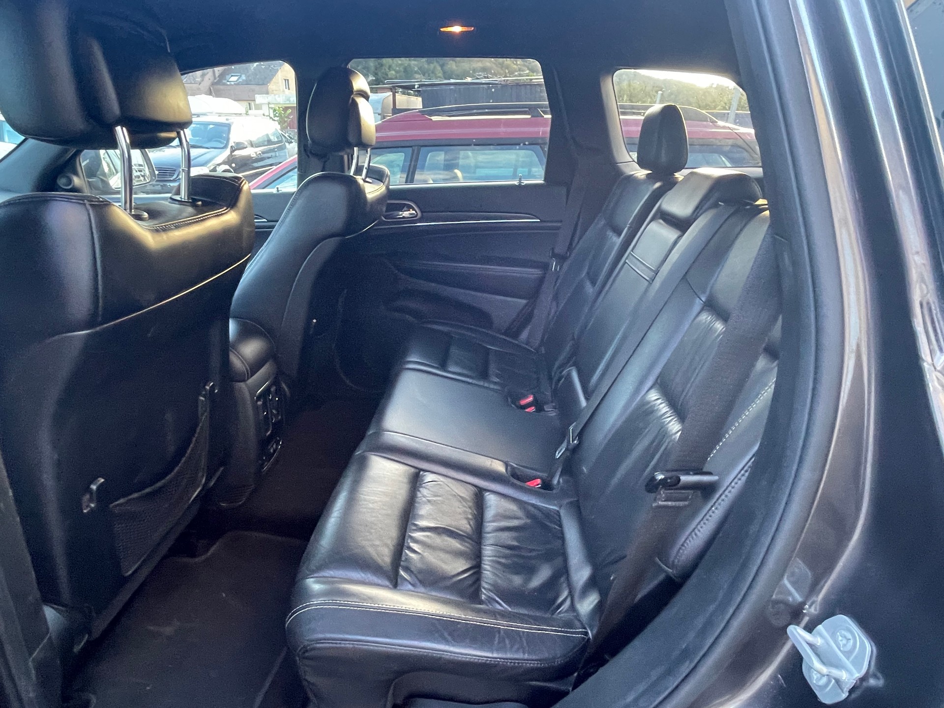 JEEP Grand Cherokee 3.0 CRD Platium Edition-image-8