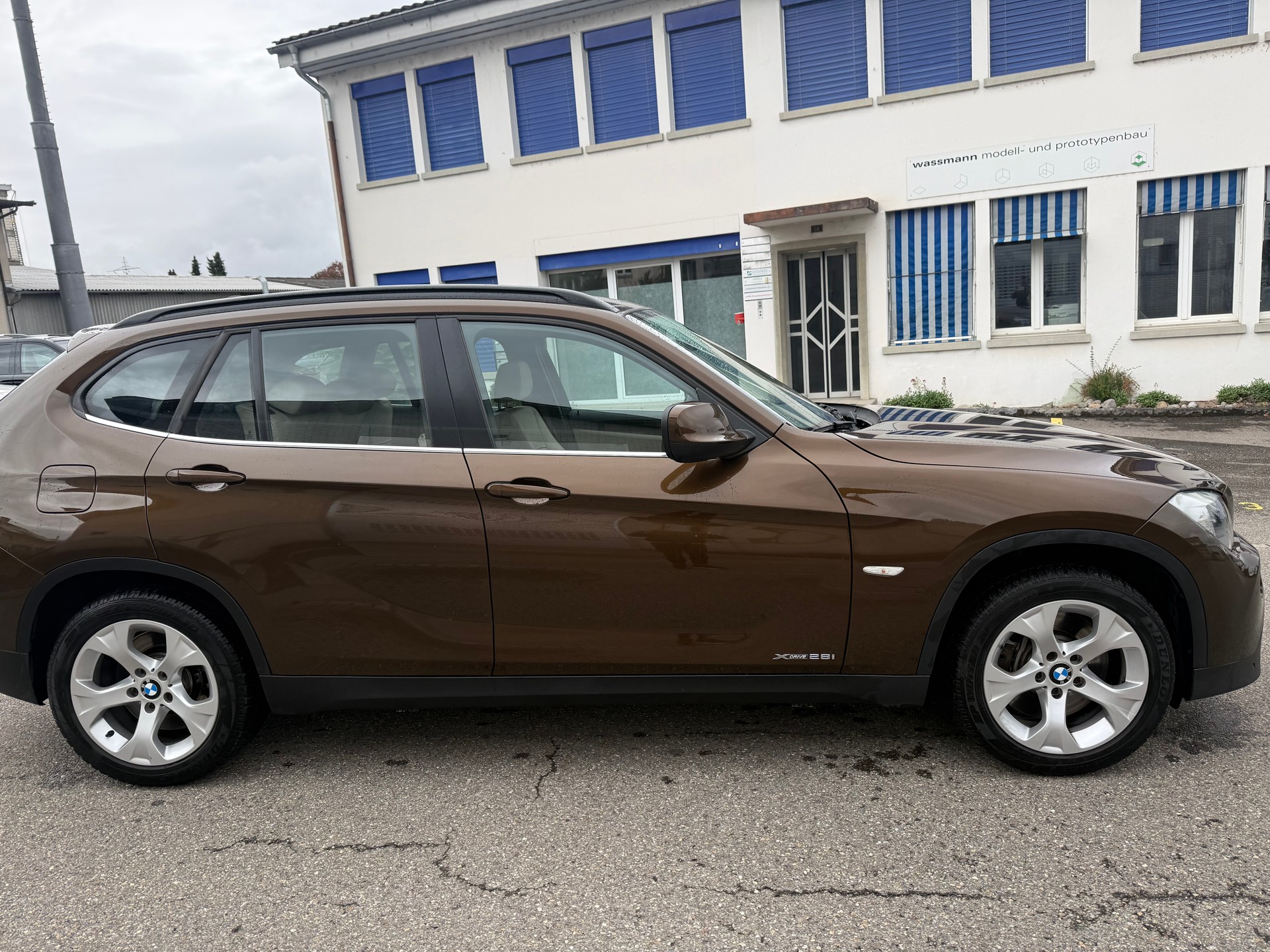 BMW X1 xDrive 28i Steptronic-image-6