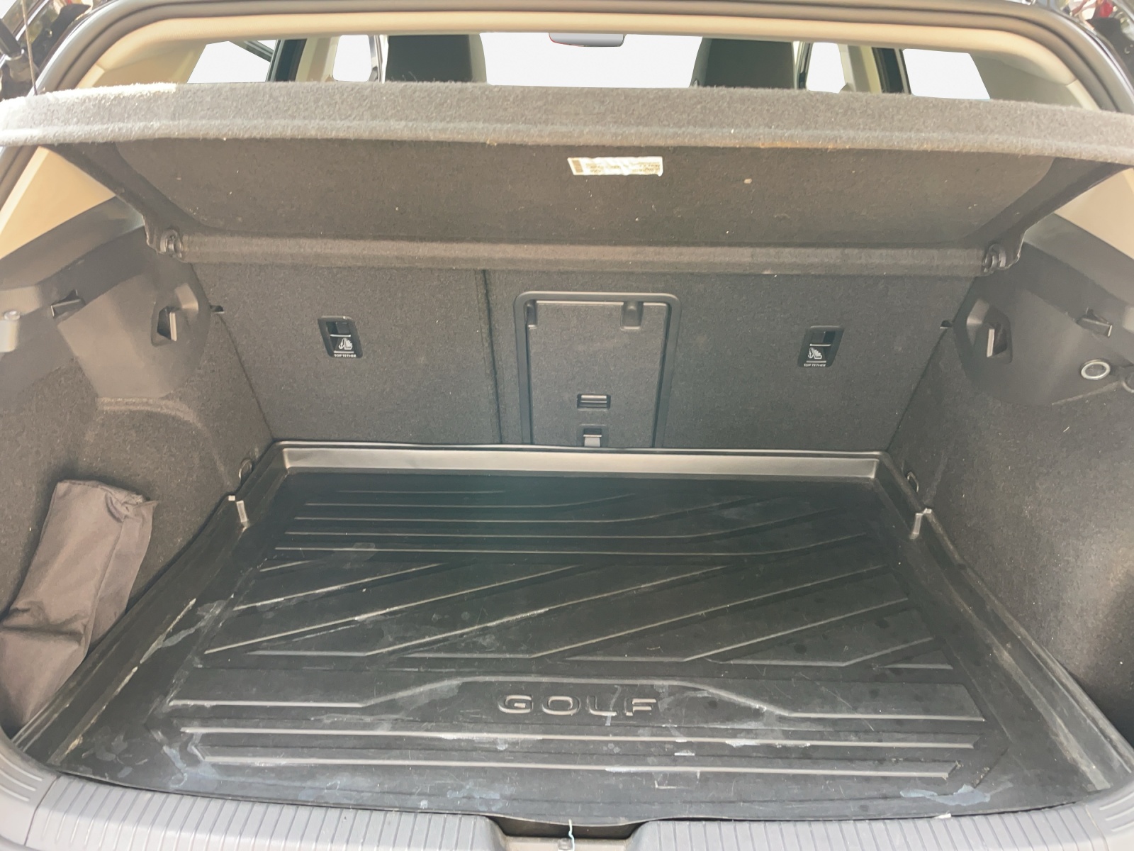 VW Golf 1.5 e TSI ACT Life DSG-image-12