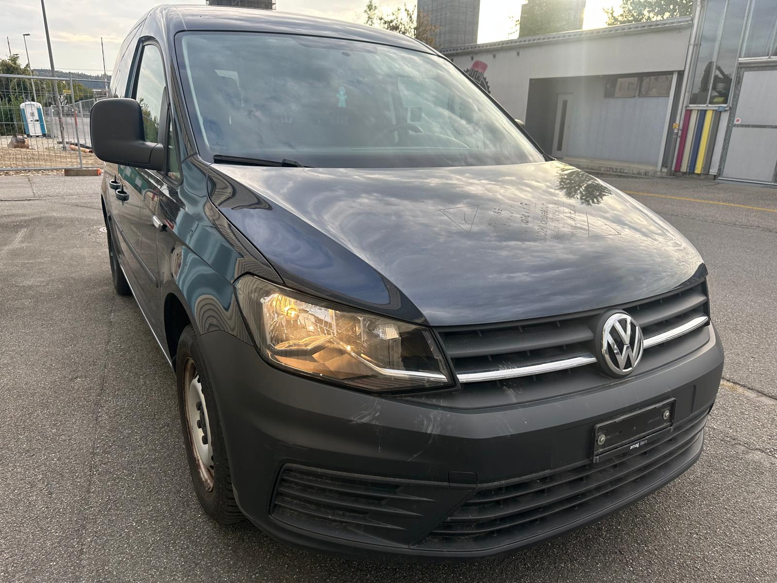 VW Caddy 1.2 TSI BlueMotion Technology-image-0