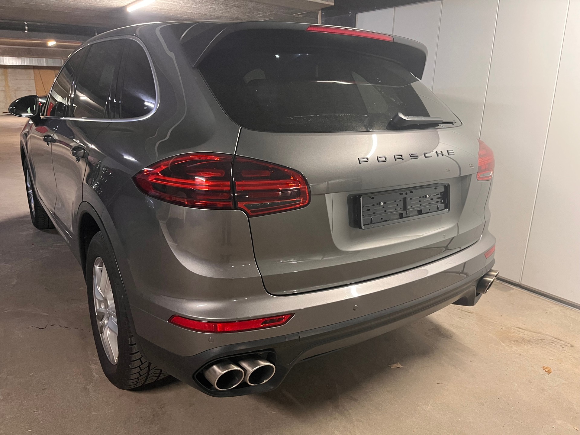 PORSCHE Cayenne S Diesel-image-7