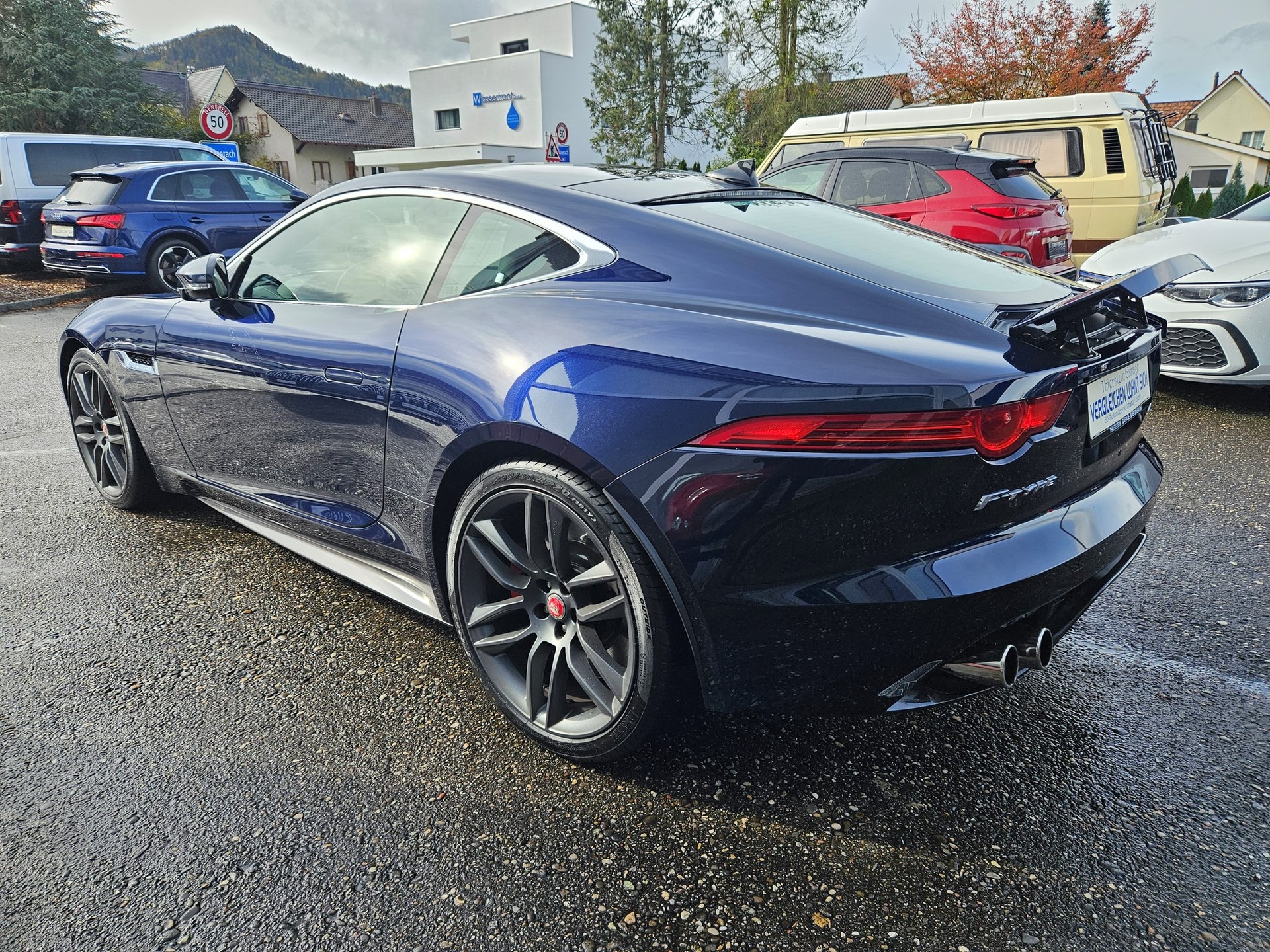 JAGUAR F-Type Coupé R 5.0 V8 S/C AWD-image-3