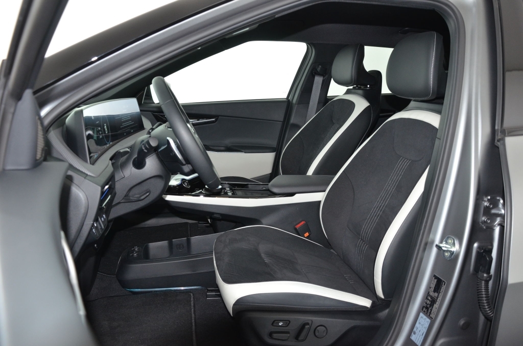 KIA EV6 77.4 kWh GT-Line RWD-image-12