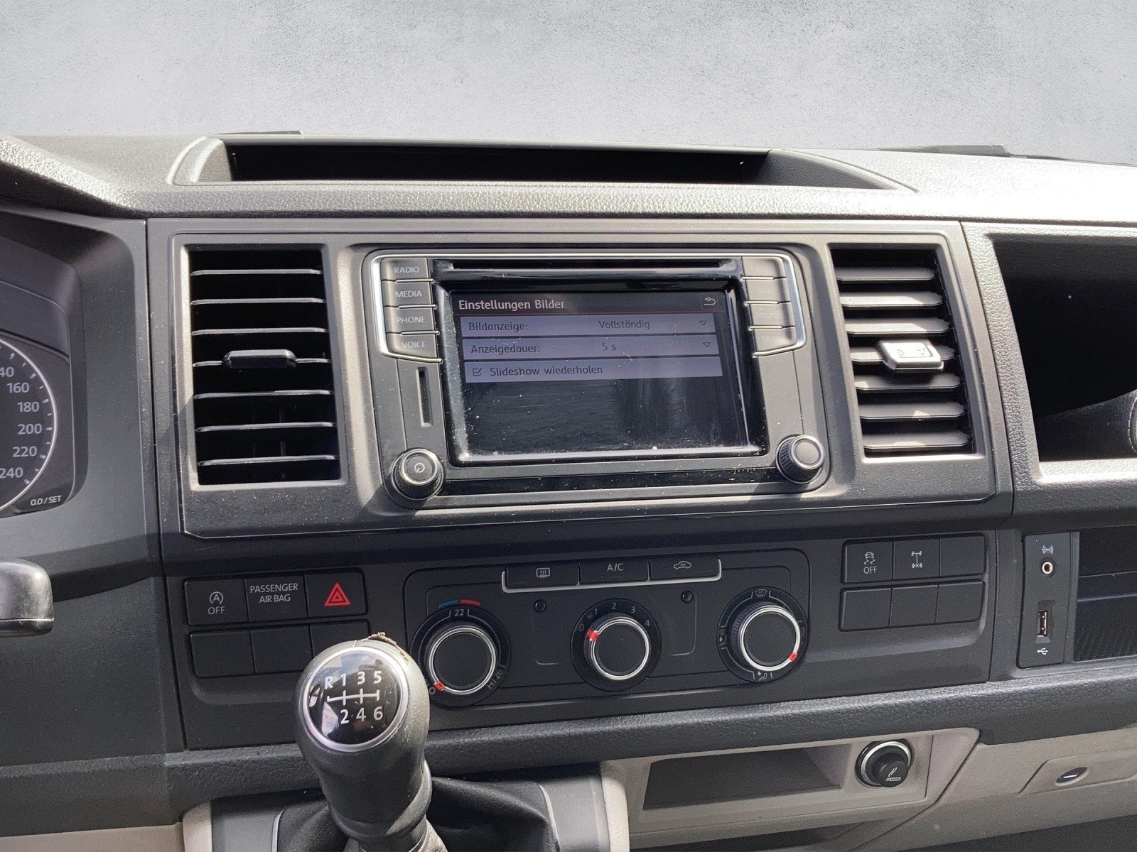 VW T6 2.0 TDI 4Motion-showroom-element-3