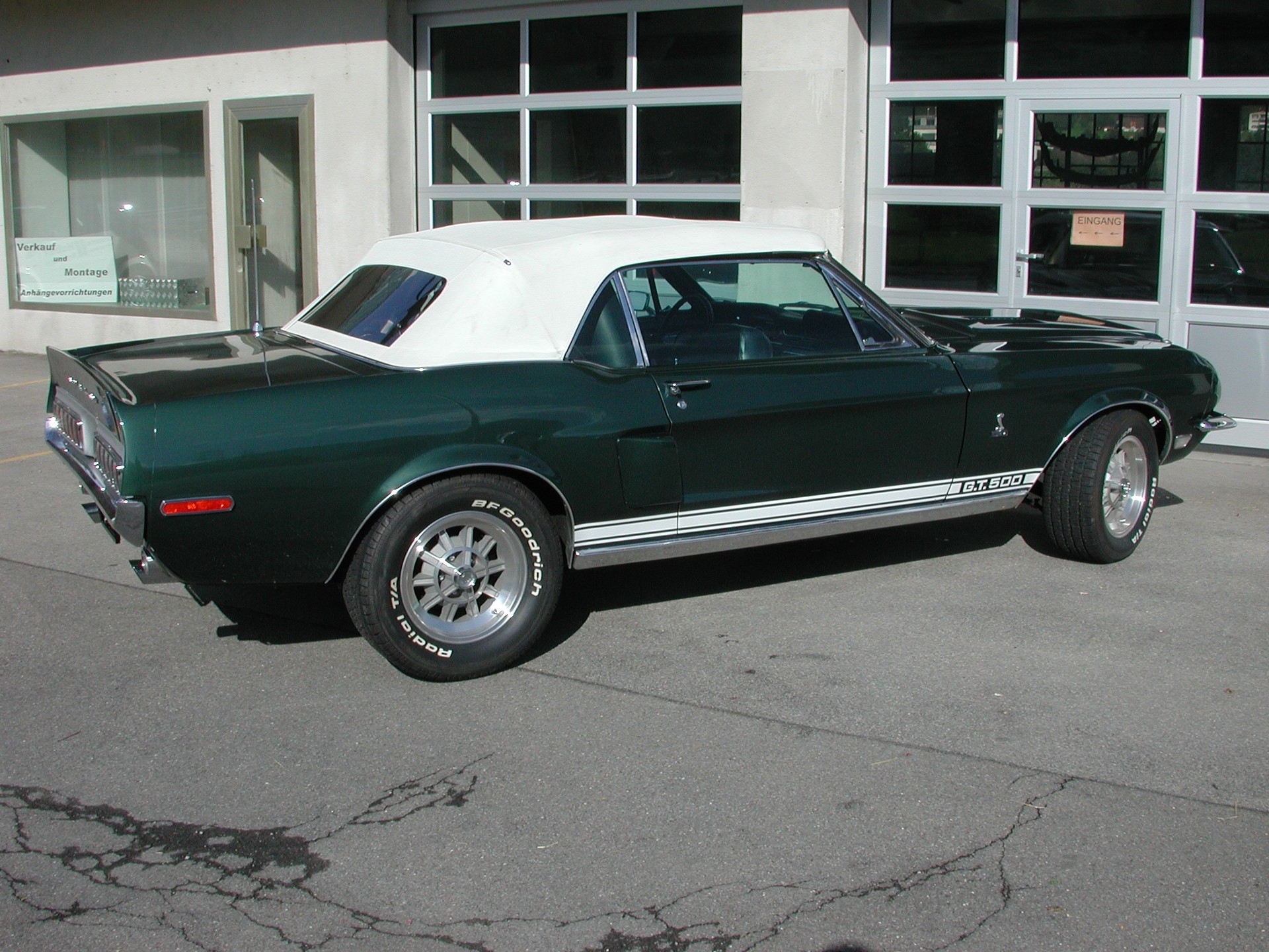 FORD MUSTANG Shelby GT500-image-5