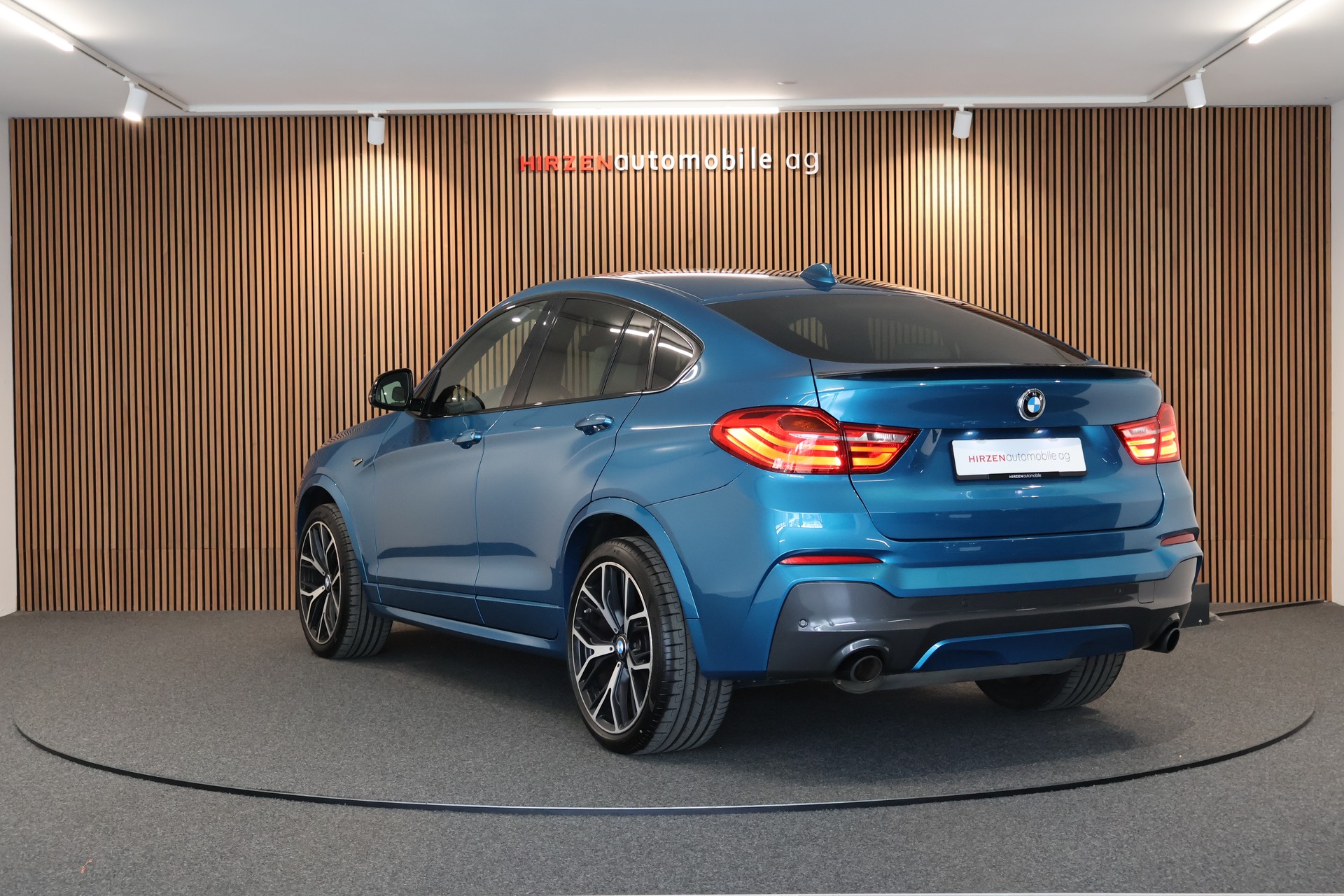 BMW X4 M 40i Steptronic-image-2