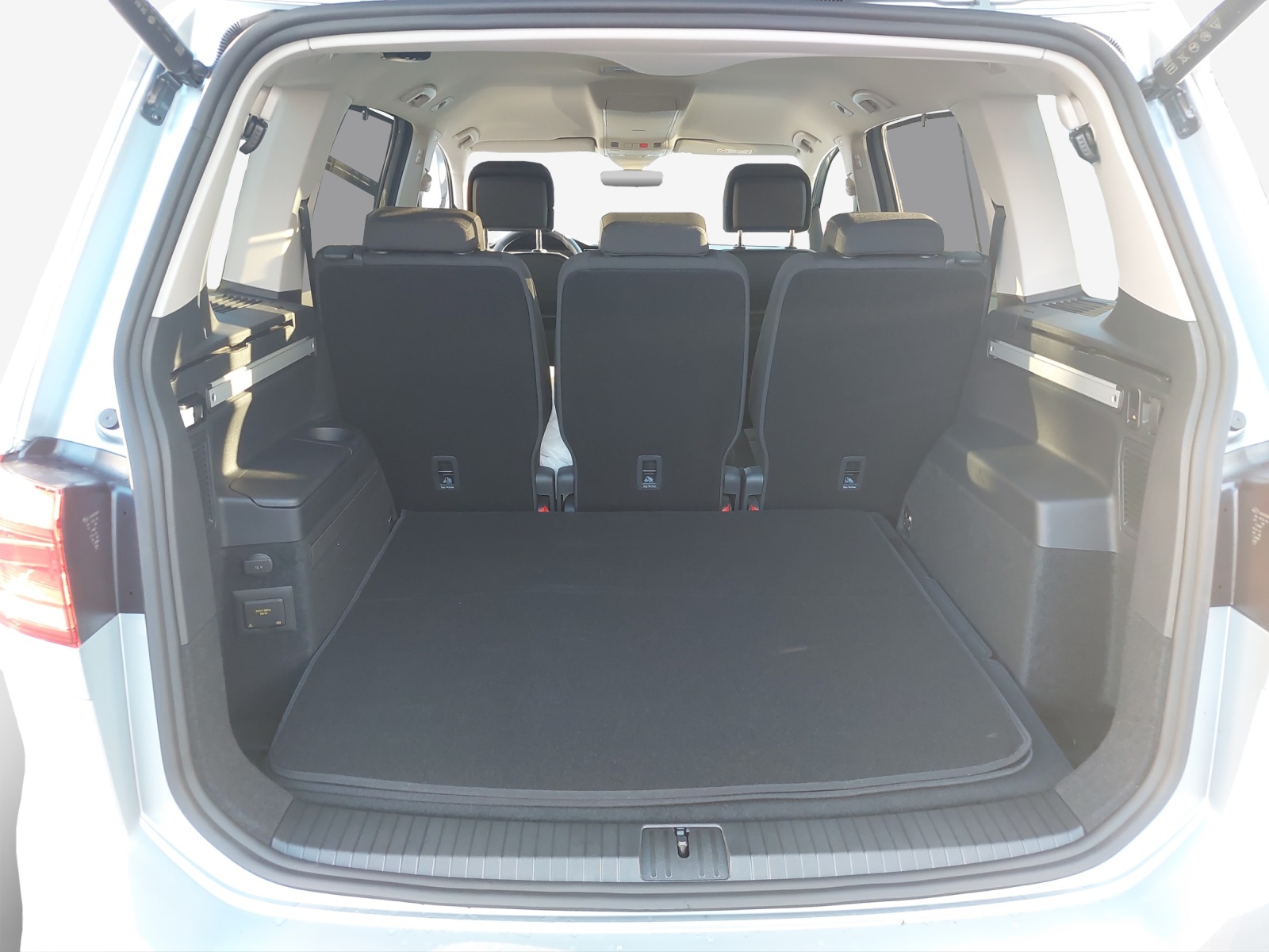 VW Touran 1.5 TSI EVO Comfortline DSG-image-12
