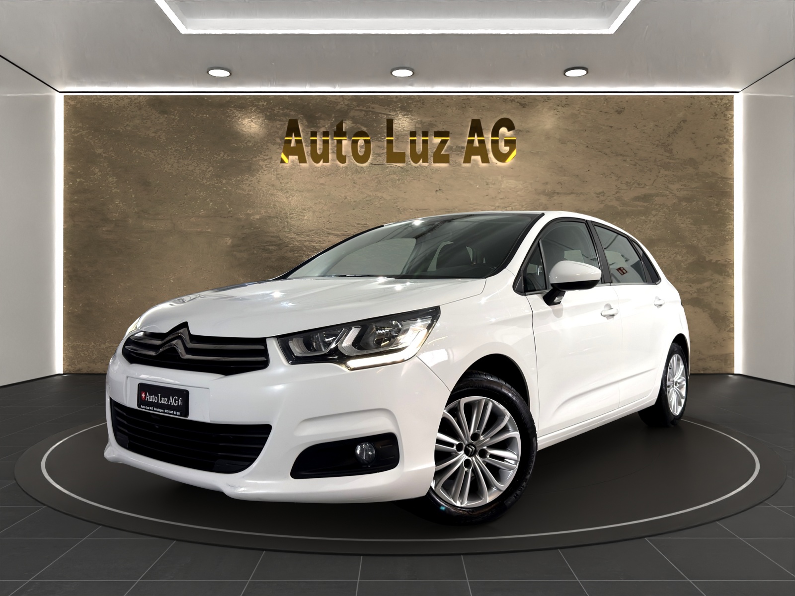 CITROEN C4 1.2 Pure Tech Live Edition-image-0