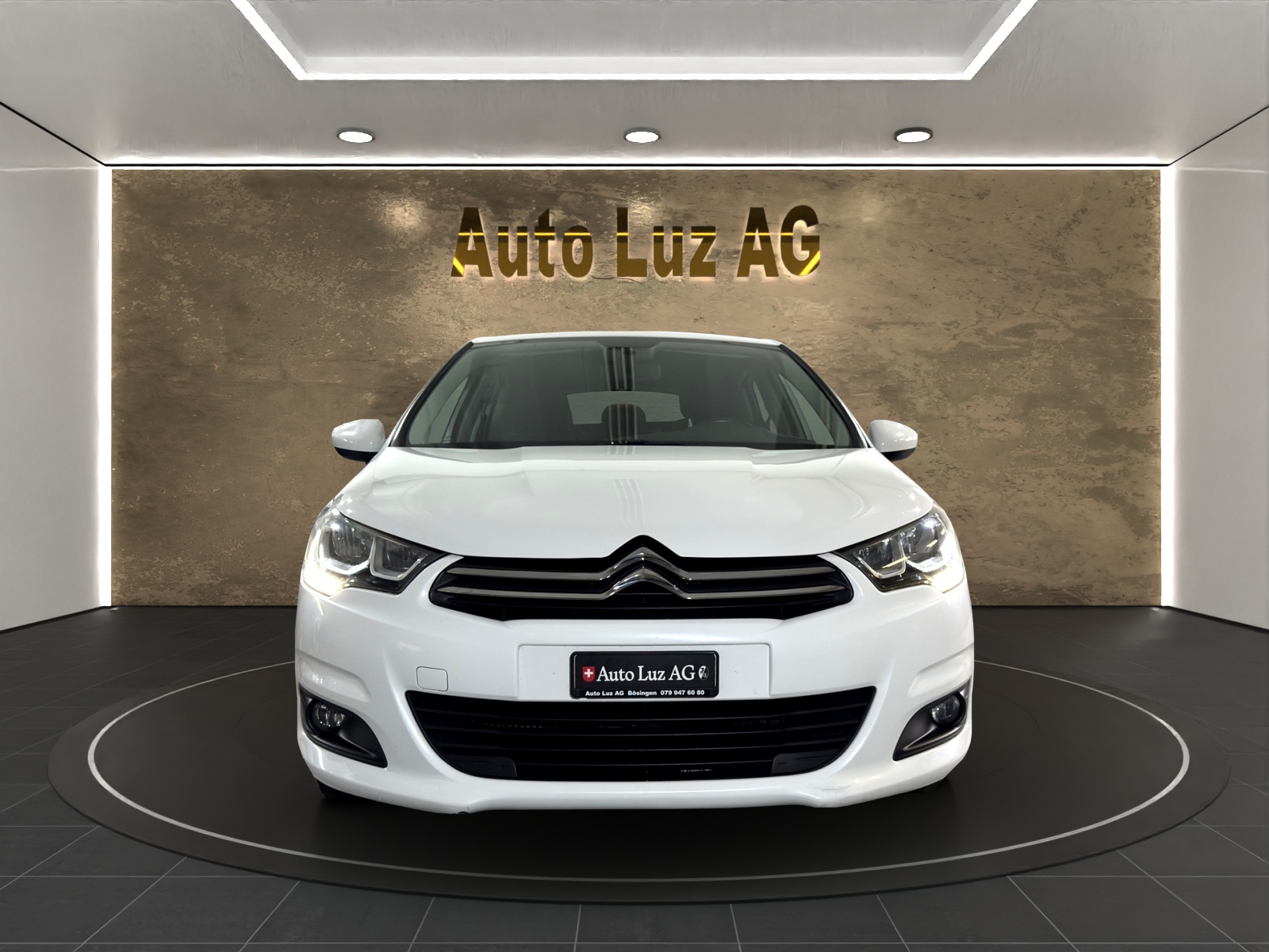 CITROEN C4 1.2 Pure Tech Live Edition-image-1