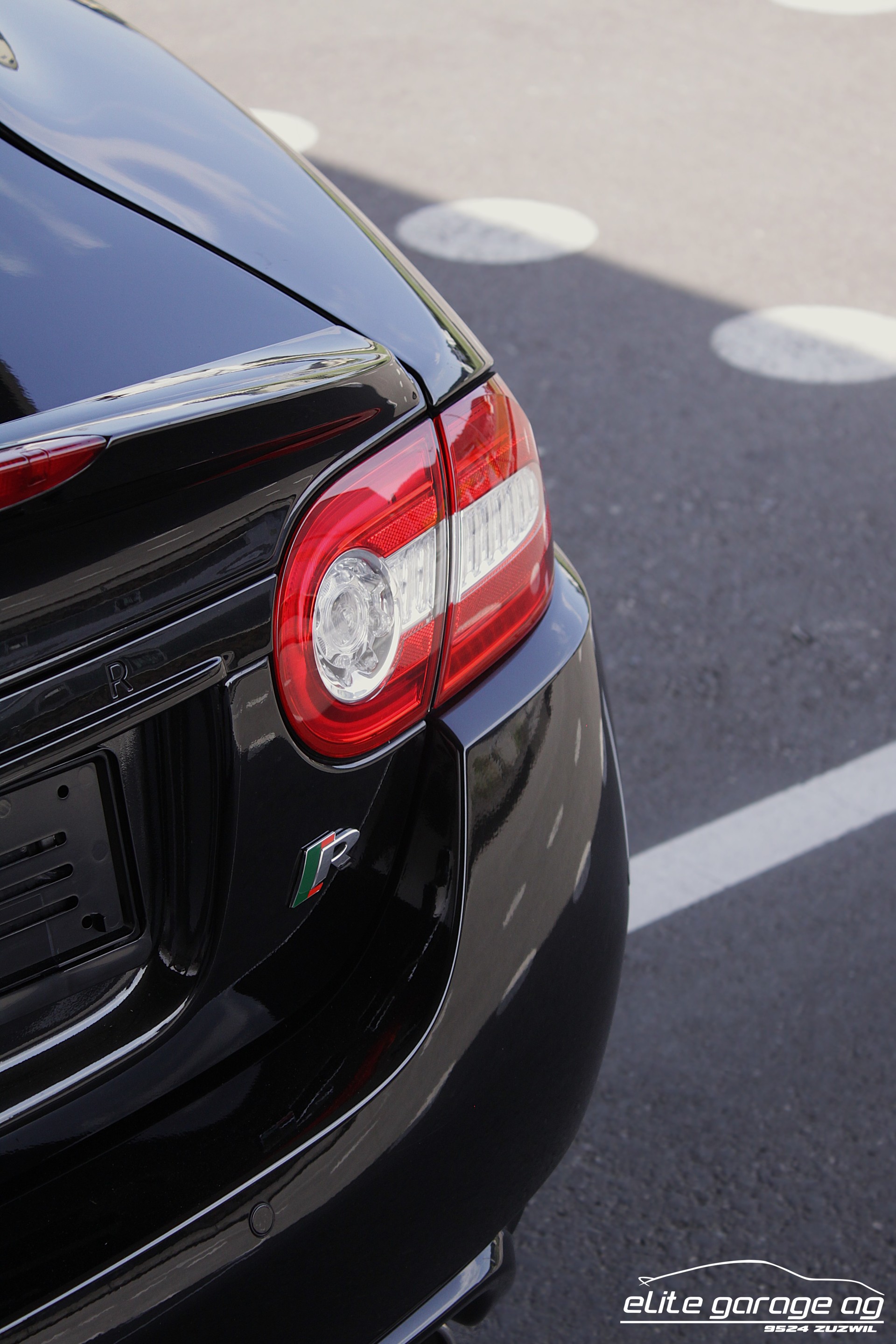 JAGUAR XKR 5.0 V8 SC Automatic-image-12