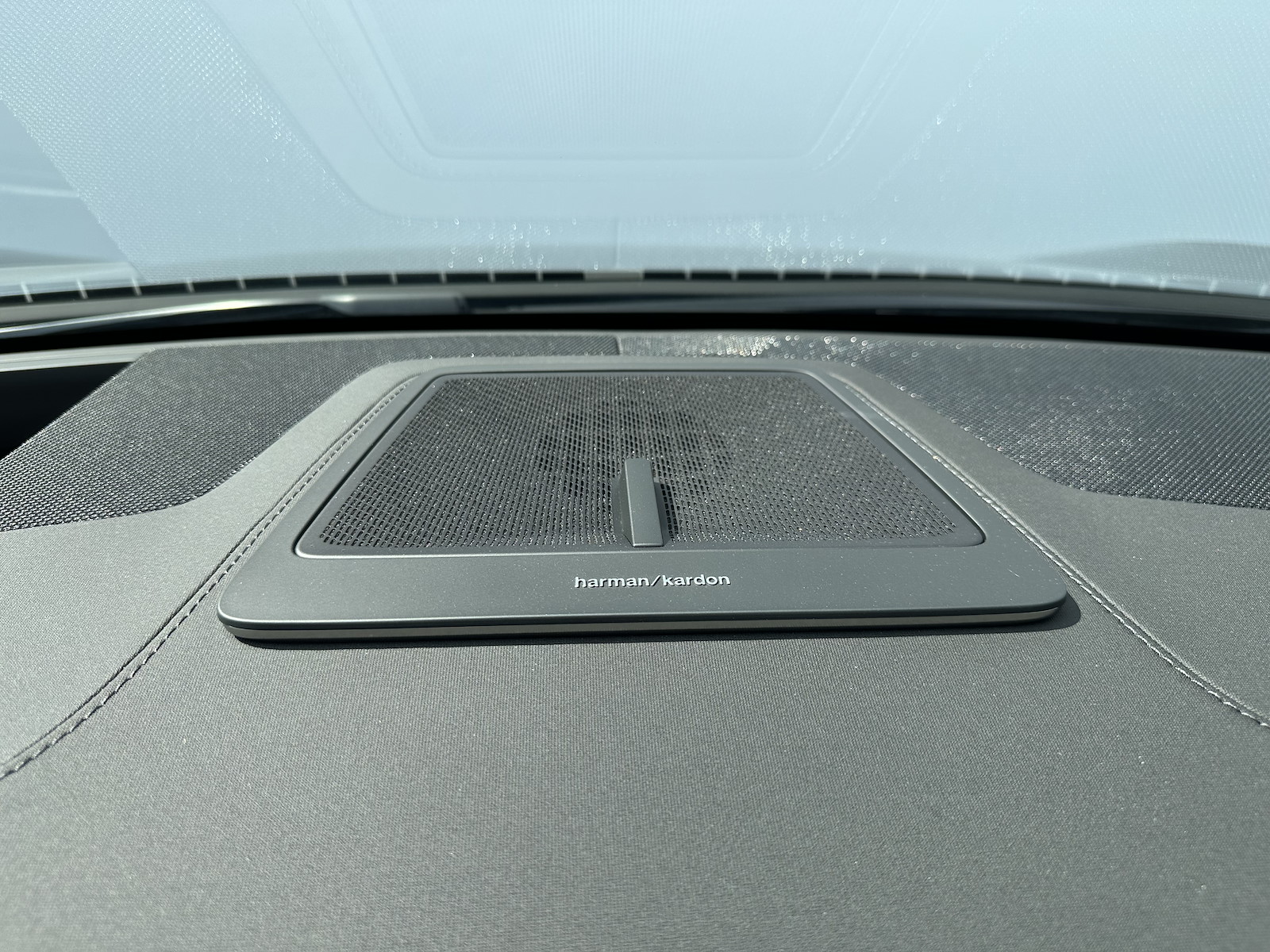 POLESTAR 4 Long Range Dual Motor-image-11