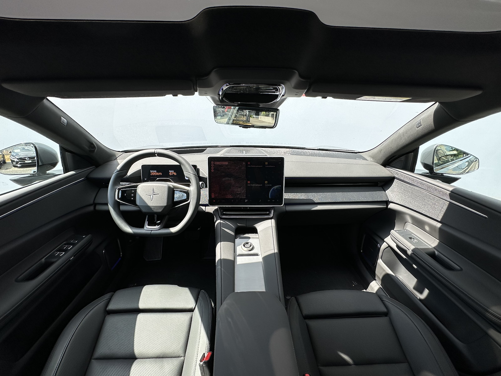 POLESTAR 4 Long Range Dual Motor-image-8