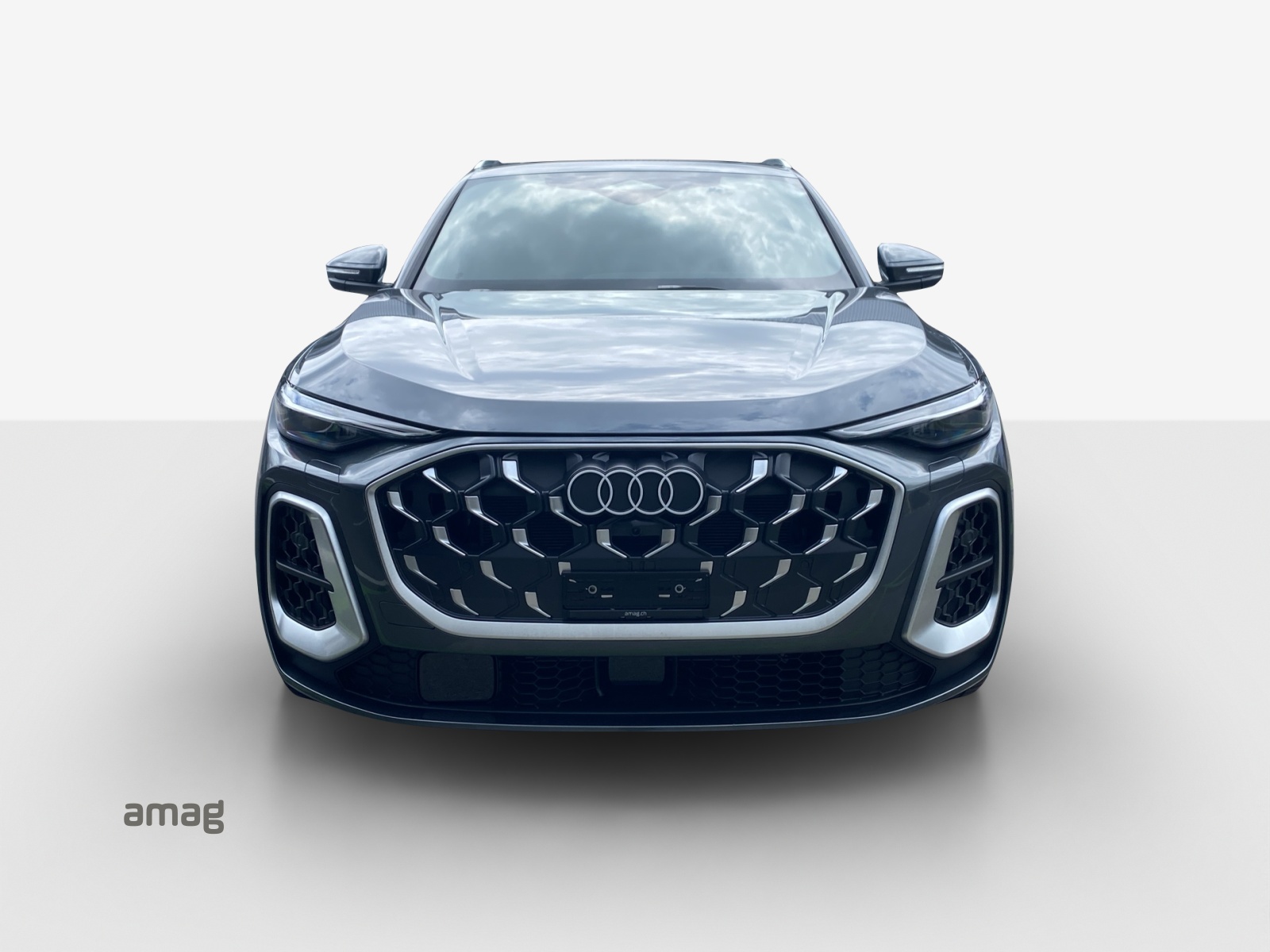 AUDI SQ5 TFSI quattro S-tronic-image-1