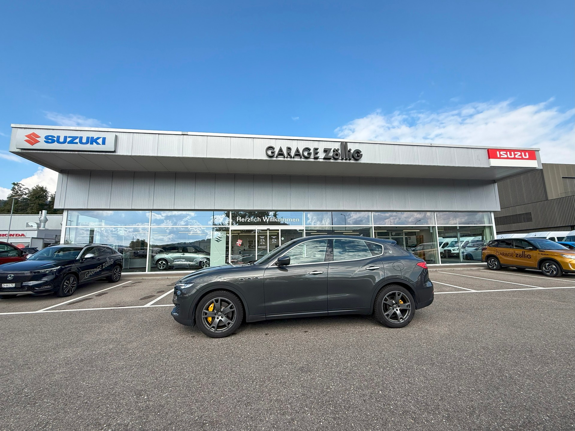 MASERATI Levante S 3.0 V6 Automatica-image-3