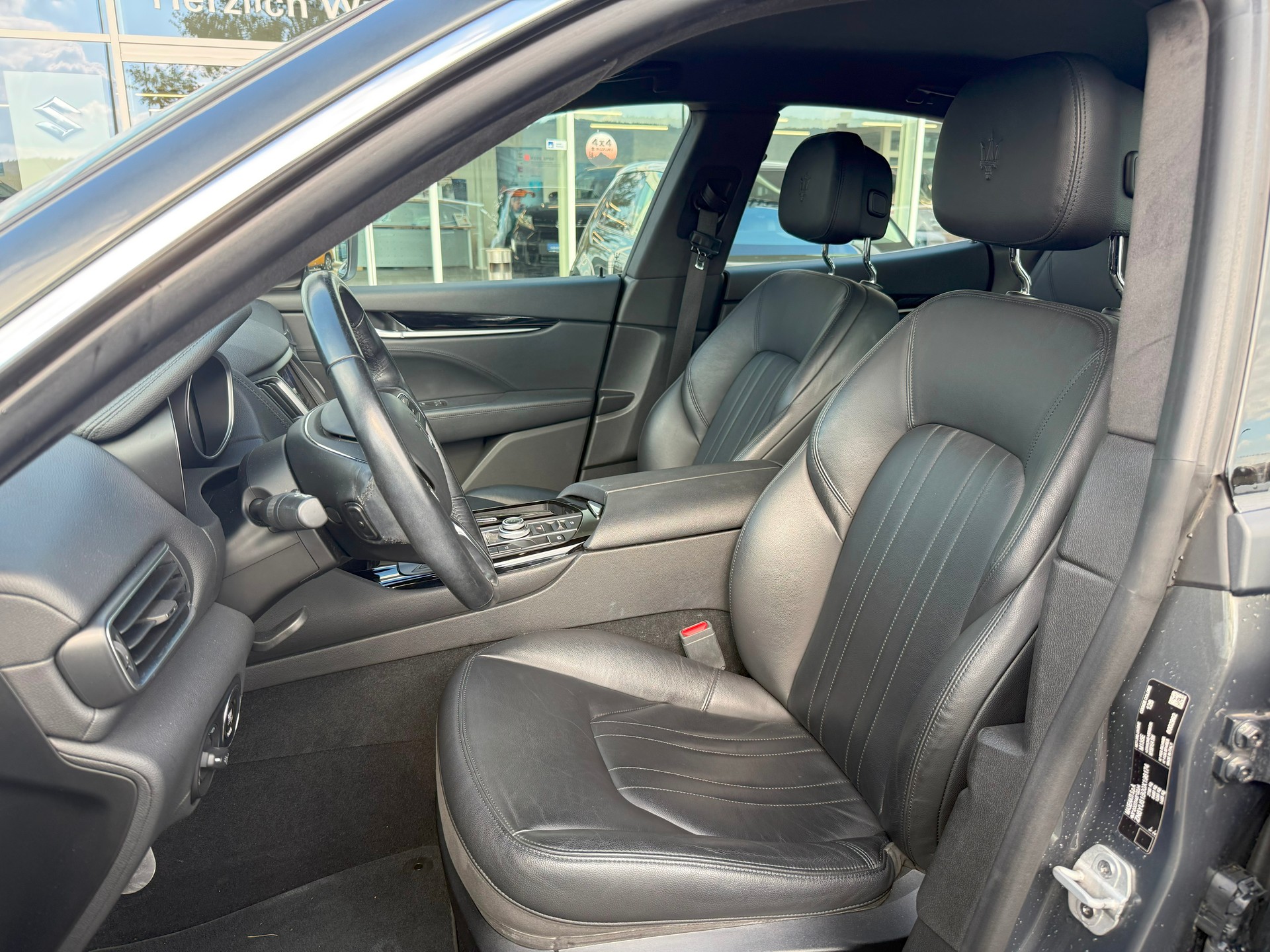 MASERATI Levante S 3.0 V6 Automatica-image-8