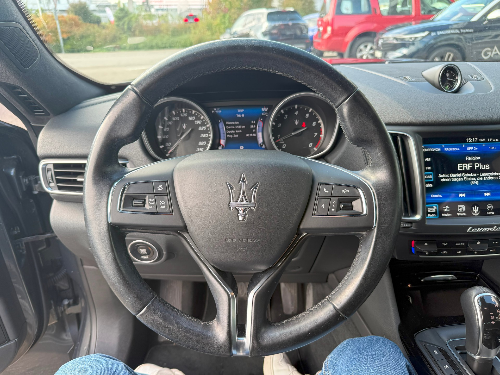 MASERATI Levante S 3.0 V6 Automatica-image-9