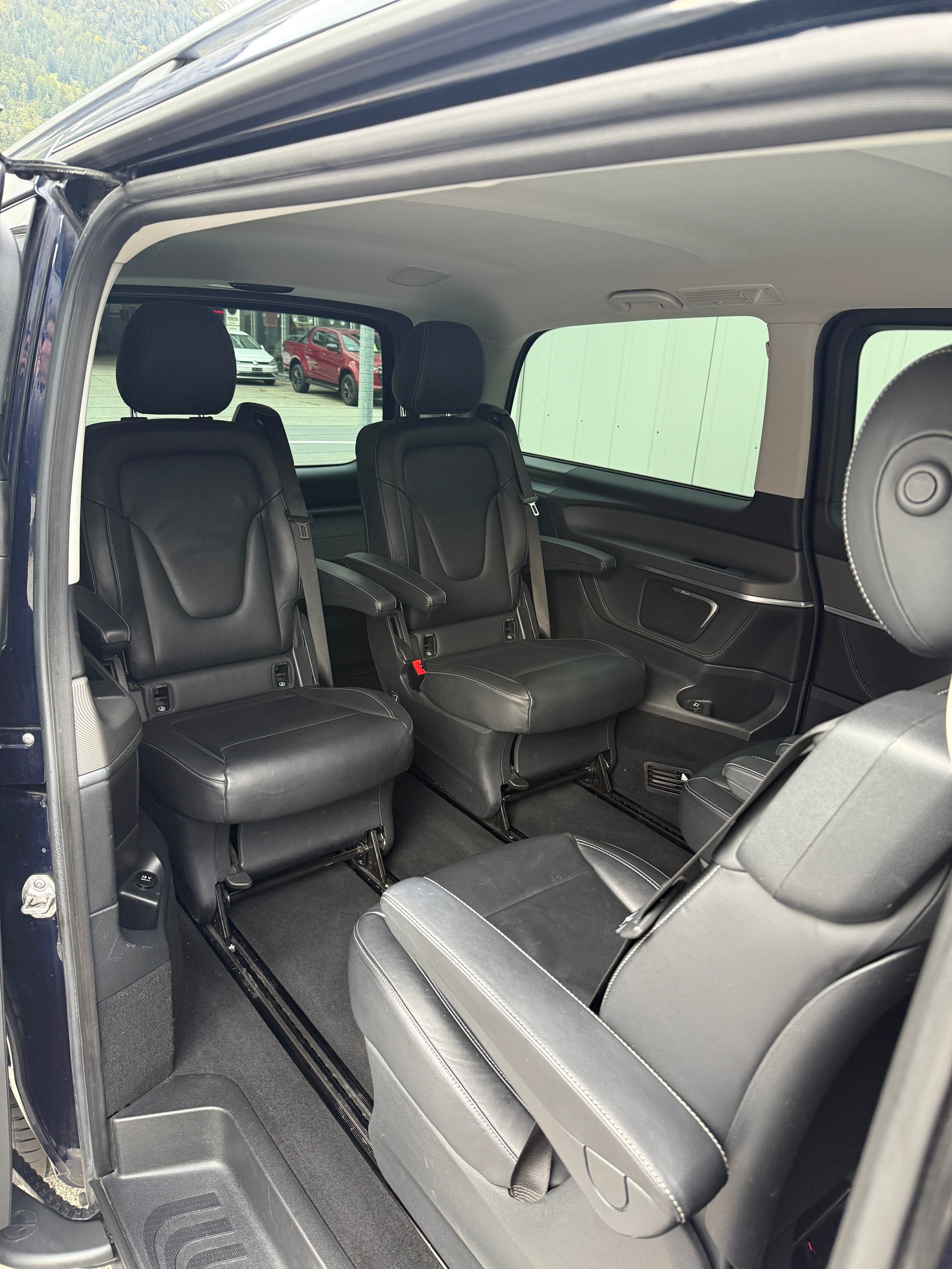 MERCEDES-BENZ V 250 d Avantgarde lang 7G-Tronic * 6 PLÄTZER * LEDER* 360 GRAD KAMERA * AHK-image-22