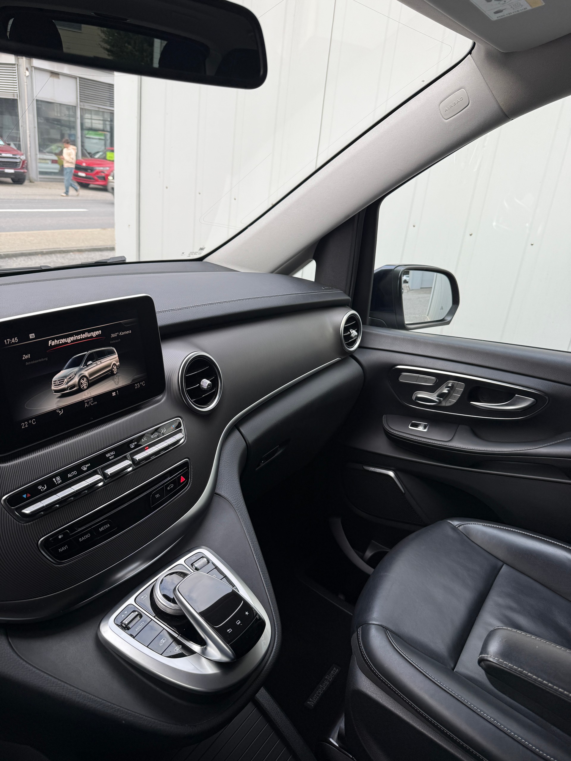 MERCEDES-BENZ V 250 d Avantgarde lang 7G-Tronic * 6 PLÄTZER * LEDER* 360 GRAD KAMERA * AHK-image-15