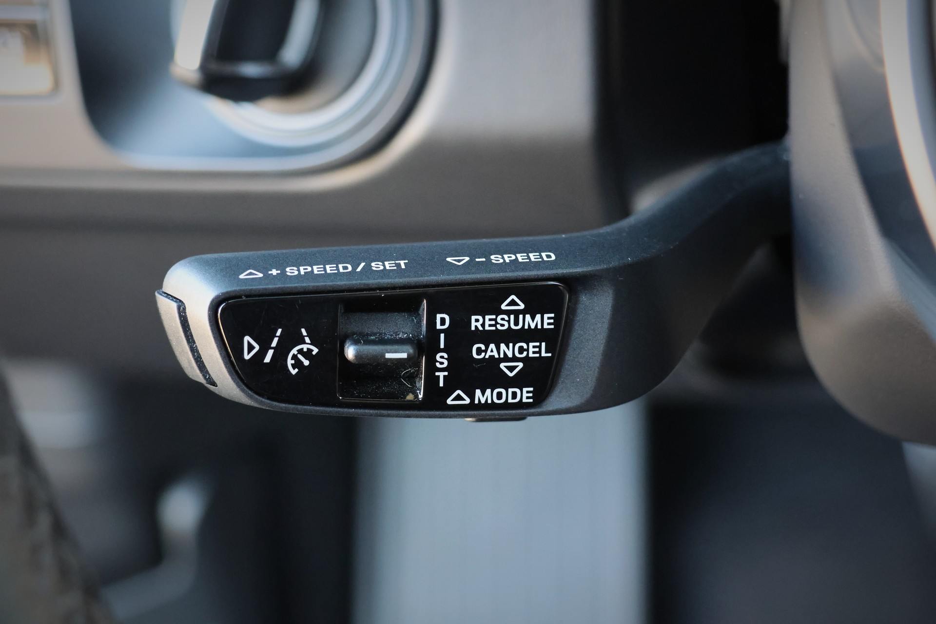 PORSCHE Cayenne E-Hybrid (CH)-image-17