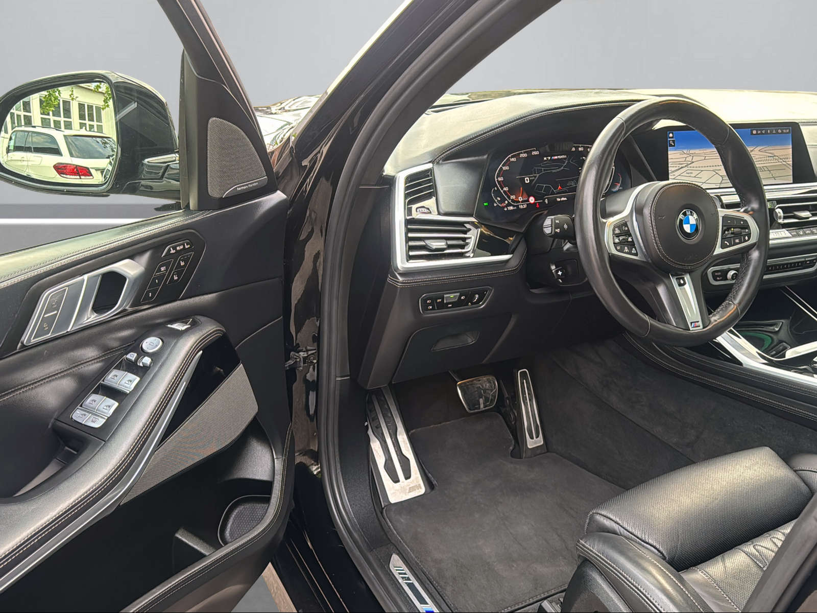 BMW X7 xDrive M50i Steptronic-image-9