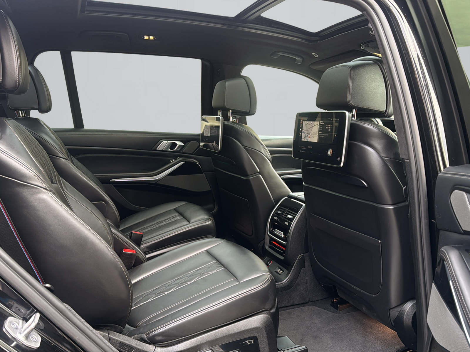 BMW X7 xDrive M50i Steptronic-image-11
