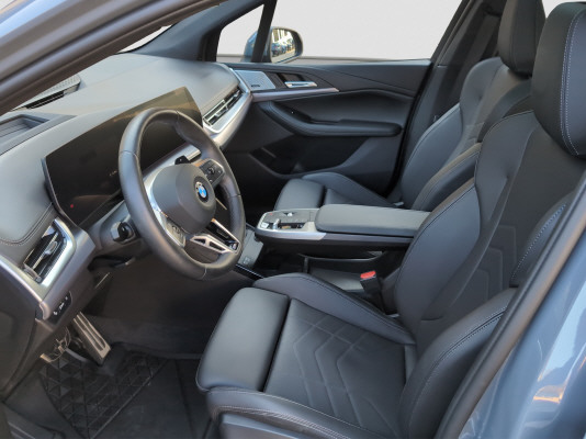 BMW 223i Act. T. xDr. M Sport-image-7