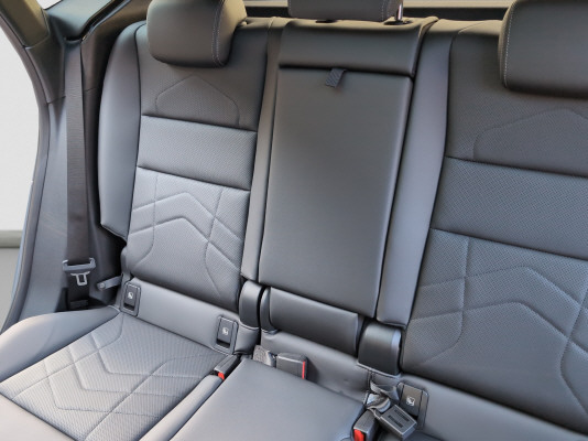 BMW 223i Act. T. xDr. M Sport-image-9