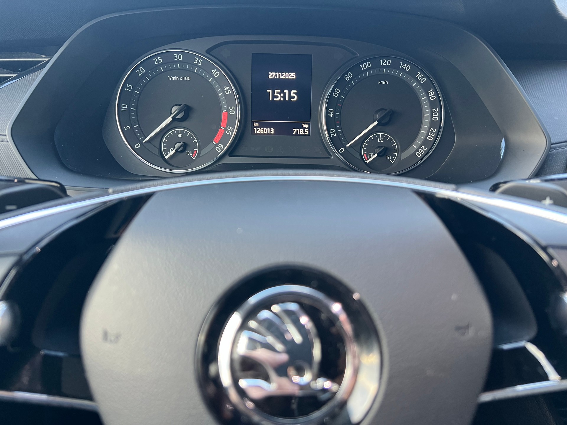 SKODA Octavia Combi 2.0 TDI DSG Ambition 4x4-image-10