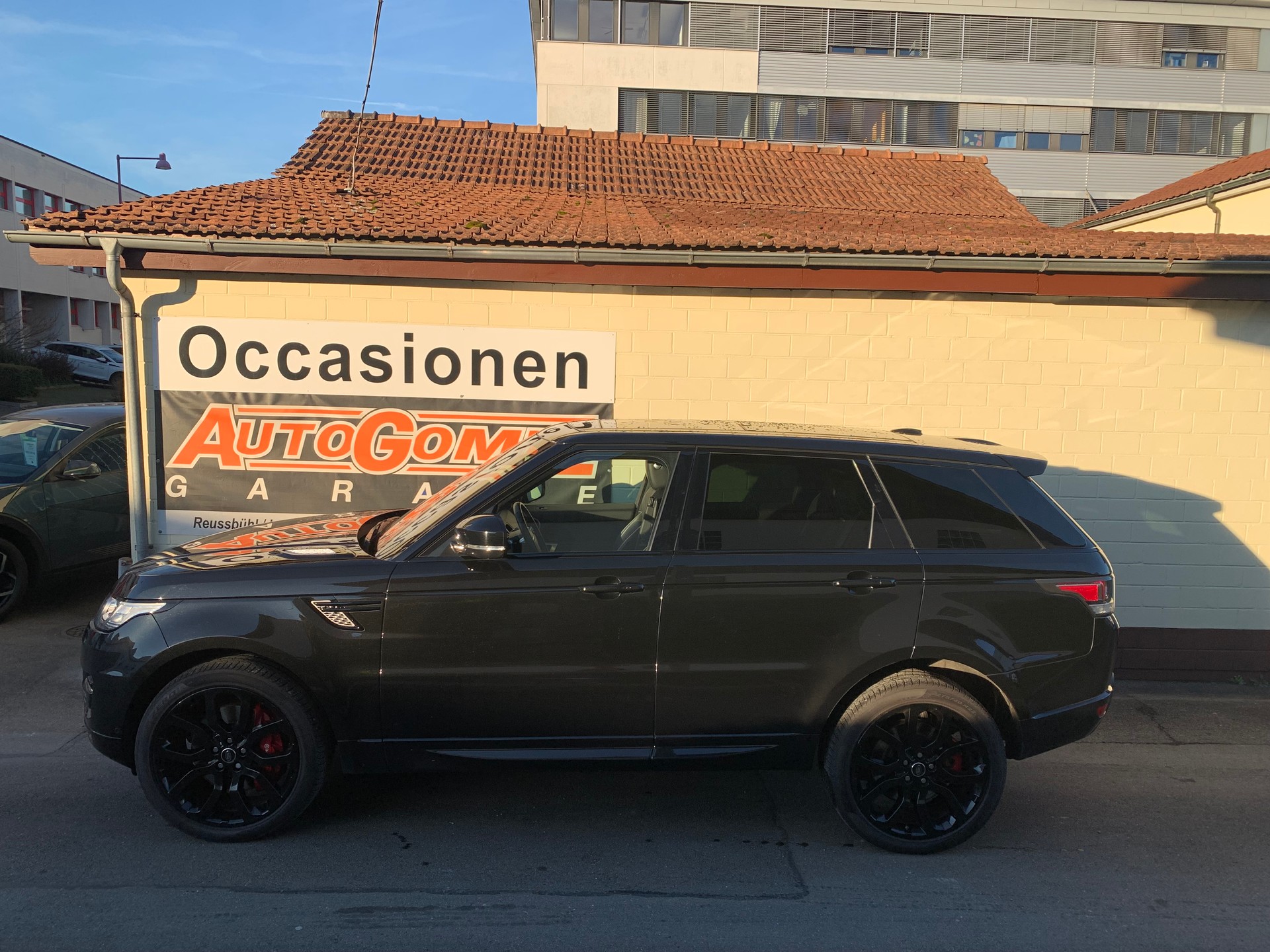 LAND ROVER Range Rover Sport 4.4 SDV8 HSE Dynamic Automatic-showroom-element-1