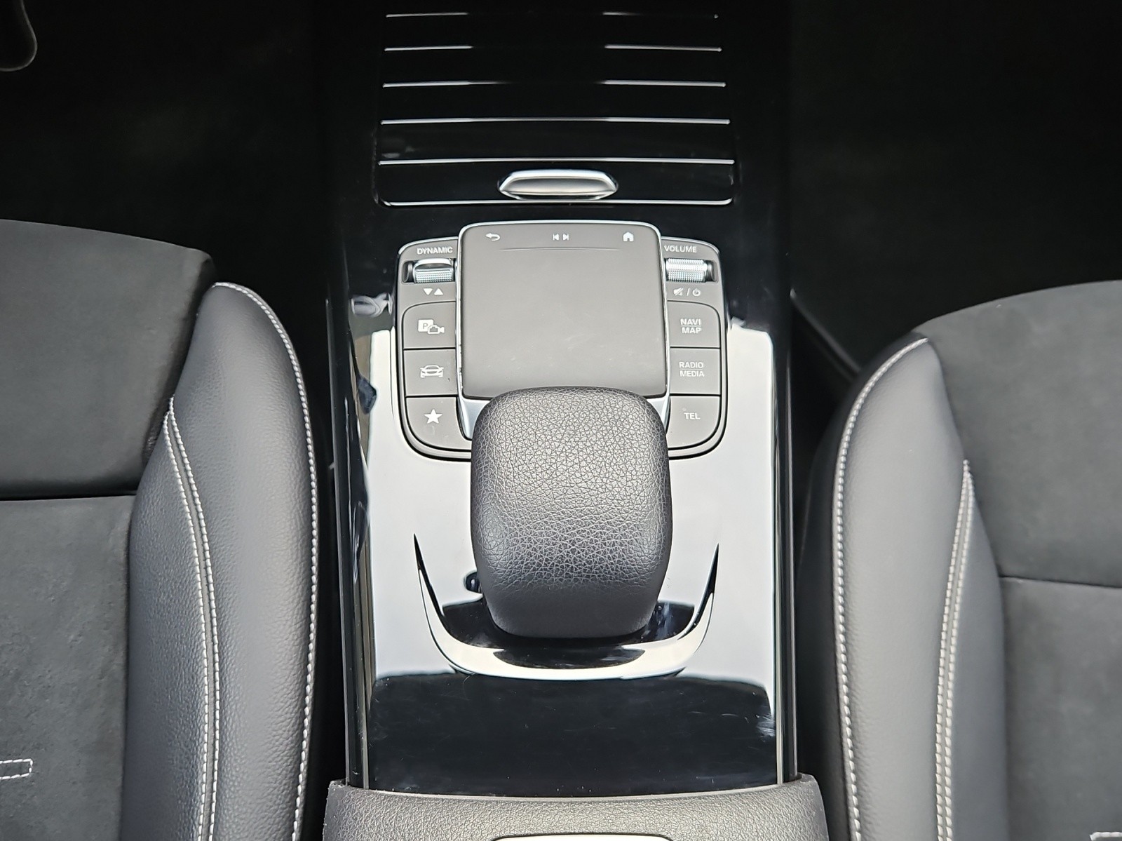 MERCEDES-BENZ CLA SB 250 Sw. Star 4M 7G-image-13