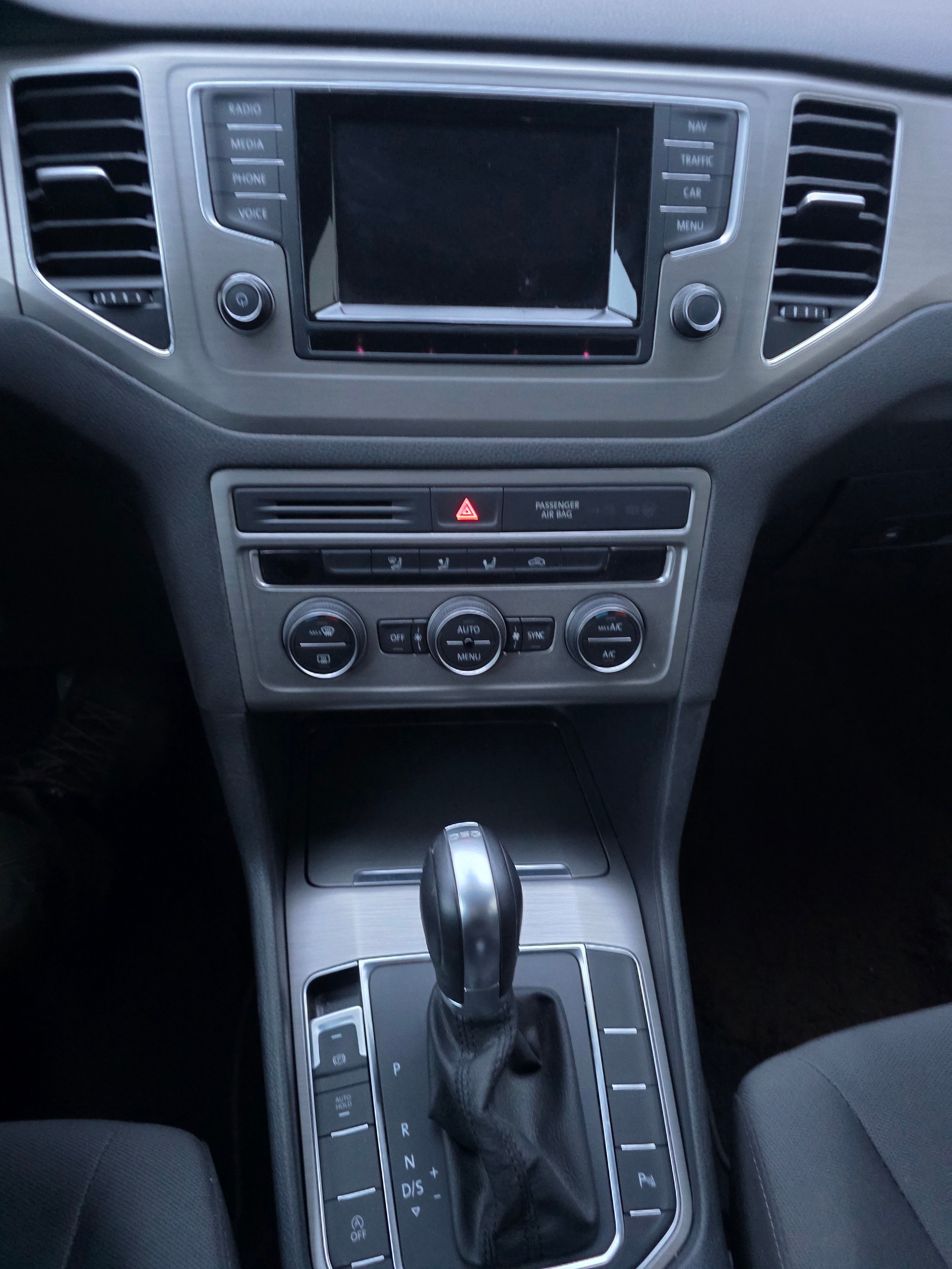 VW Golf Sportsvan 1.4 TSI Comfortline DSG-image-8