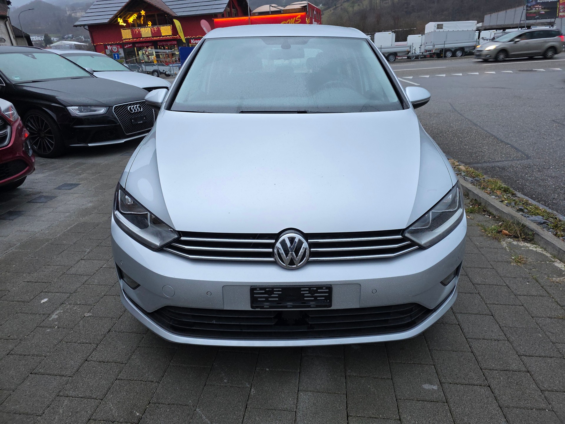 VW Golf Sportsvan 1.4 TSI Comfortline DSG-image-2