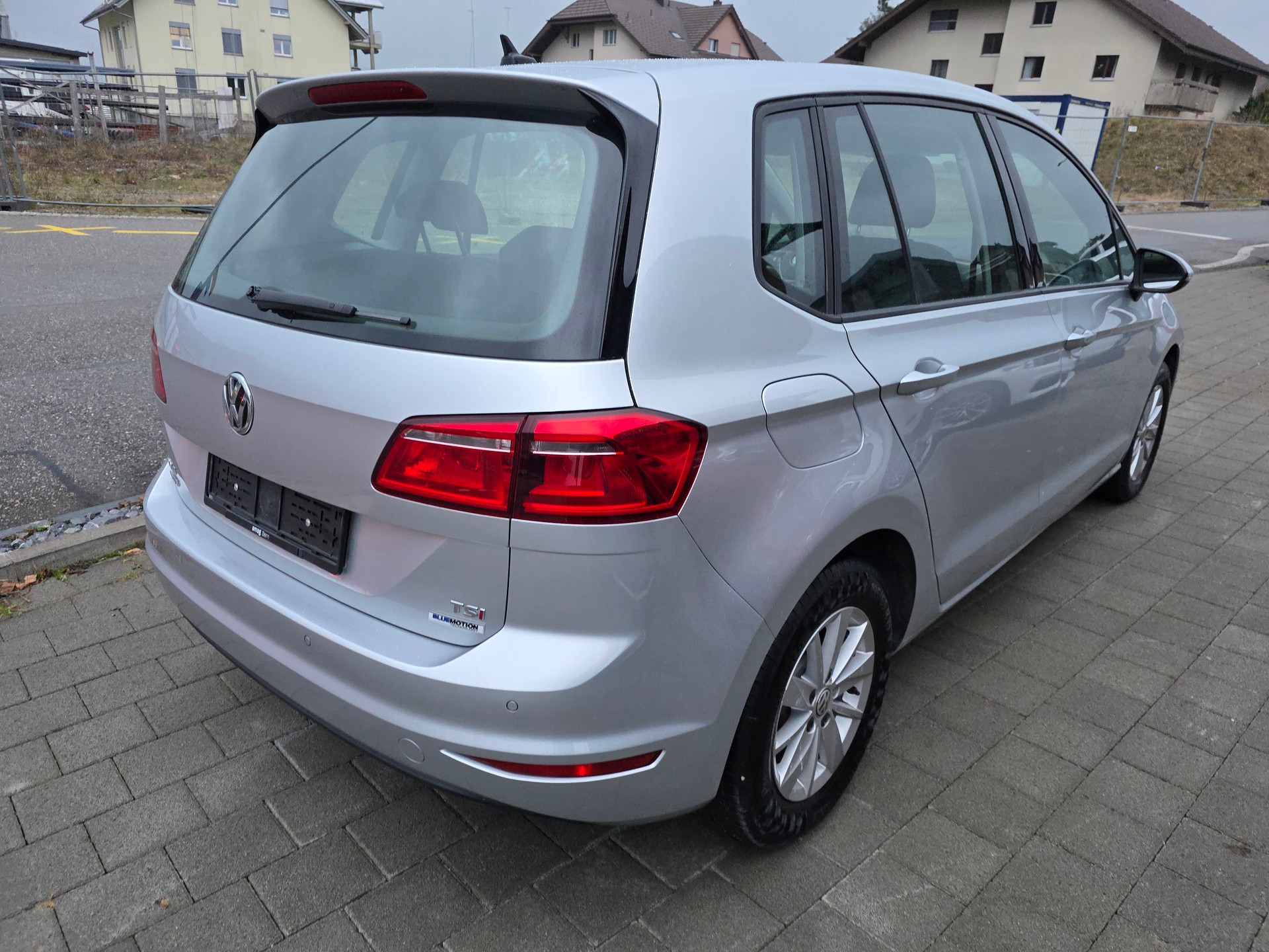 VW Golf Sportsvan 1.4 TSI Comfortline DSG-image-1
