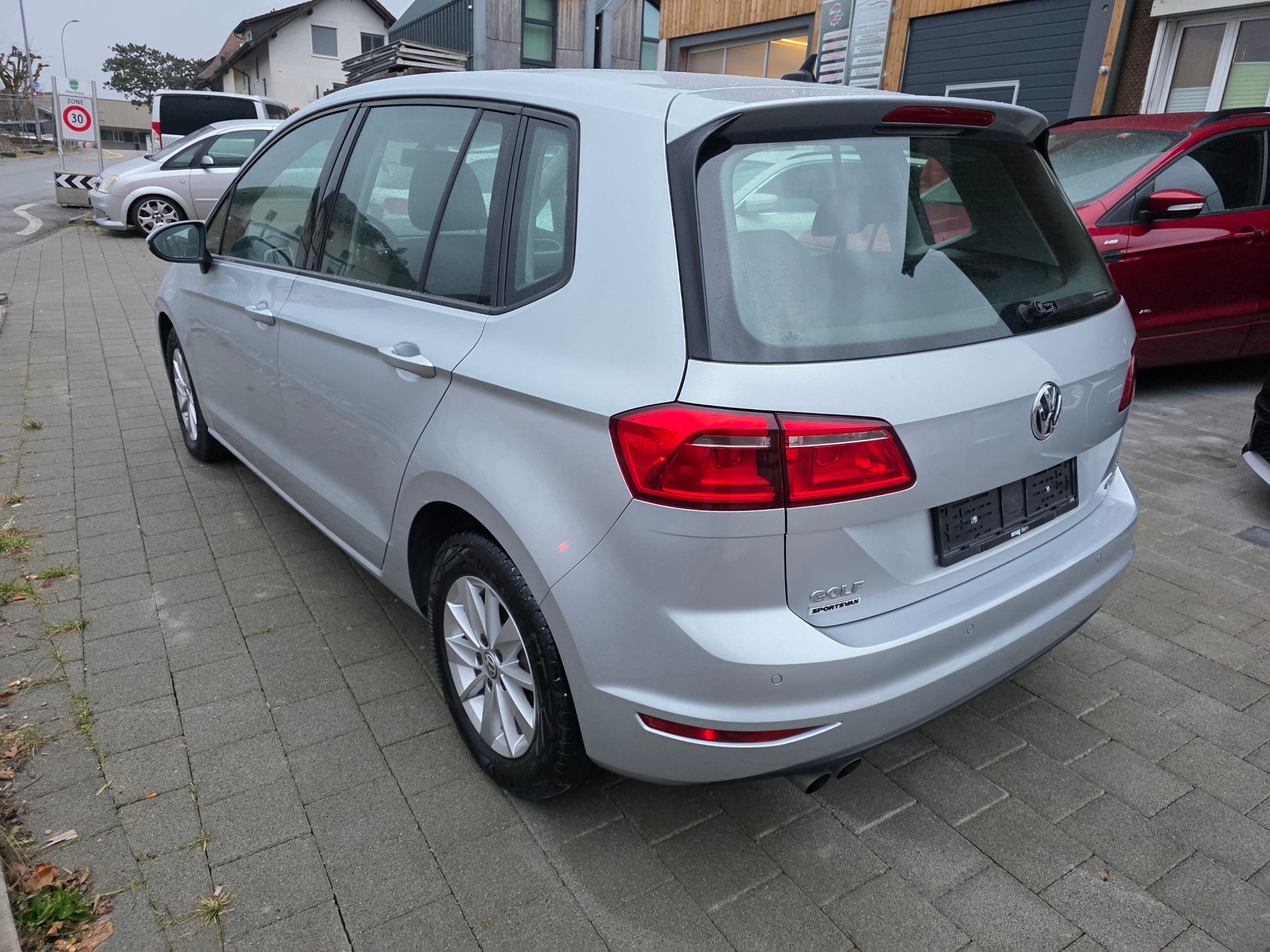 VW Golf Sportsvan 1.4 TSI Comfortline DSG-image-14