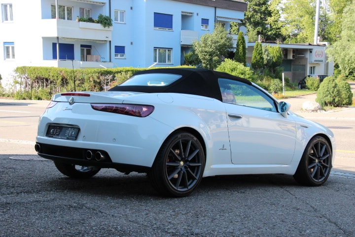 ALFA ROMEO Spider 1.8 TBi 16V 200PS-image-1